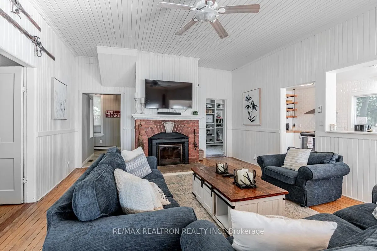 Photo 17 of 6568 Quarry Point Road, Ramara, Rural Ramara — HOMEH