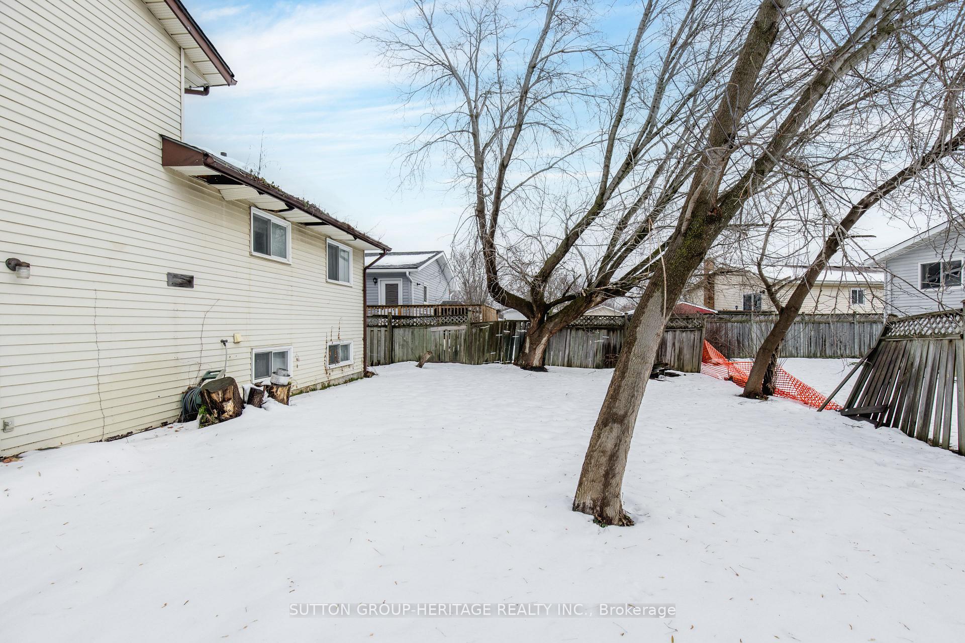 Photo 6 of 24 Dillon Drive, Collingwood — HOMEH