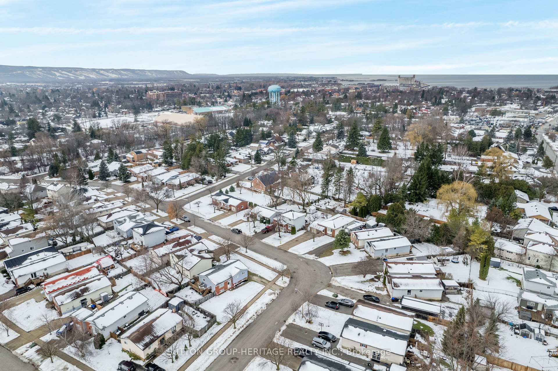 Photo 11 of 24 Dillon Drive, Collingwood — HOMEH