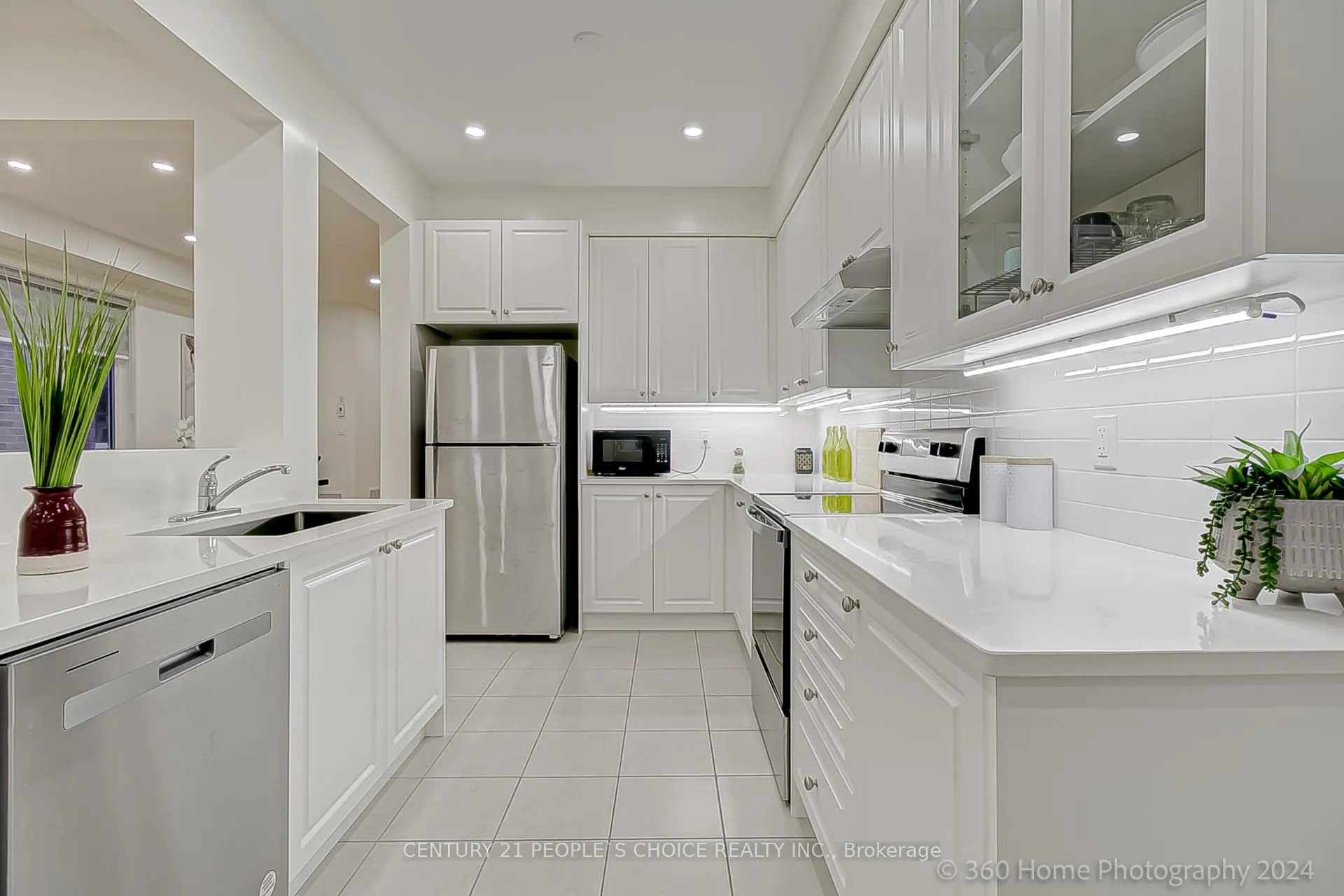 Photo 23 of 1202 Jim Brewster Circle, Oshawa, Eastdale — HOMEH