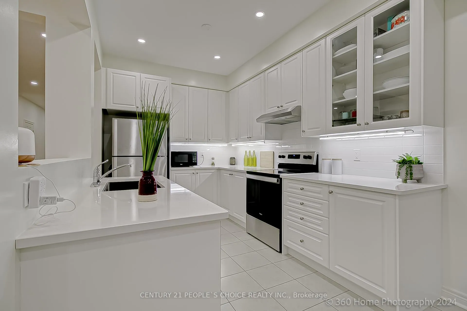 Photo 24 of 1202 Jim Brewster Circle, Oshawa, Eastdale — HOMEH
