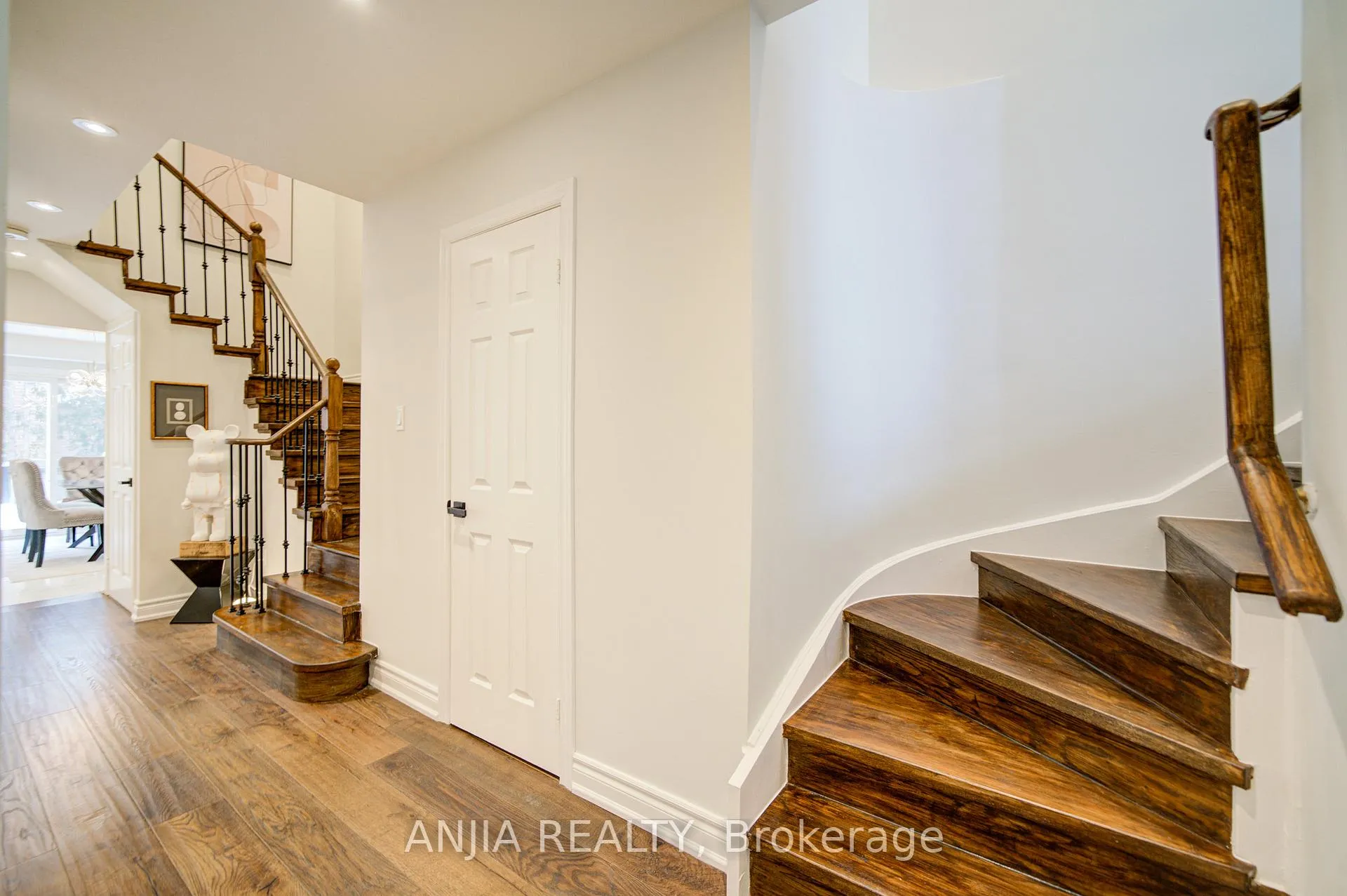 Photo 18 of 161 Trail Ridge Lane, Markham, Berczy — HOMEH