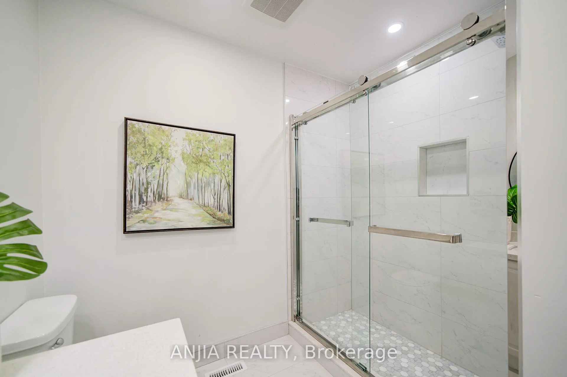 Photo 34 of 161 Trail Ridge Lane, Markham, Berczy — HOMEH