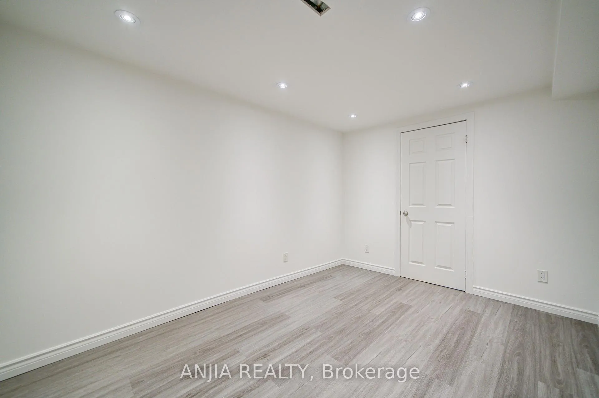 Photo 44 of 161 Trail Ridge Lane, Markham, Berczy — HOMEH