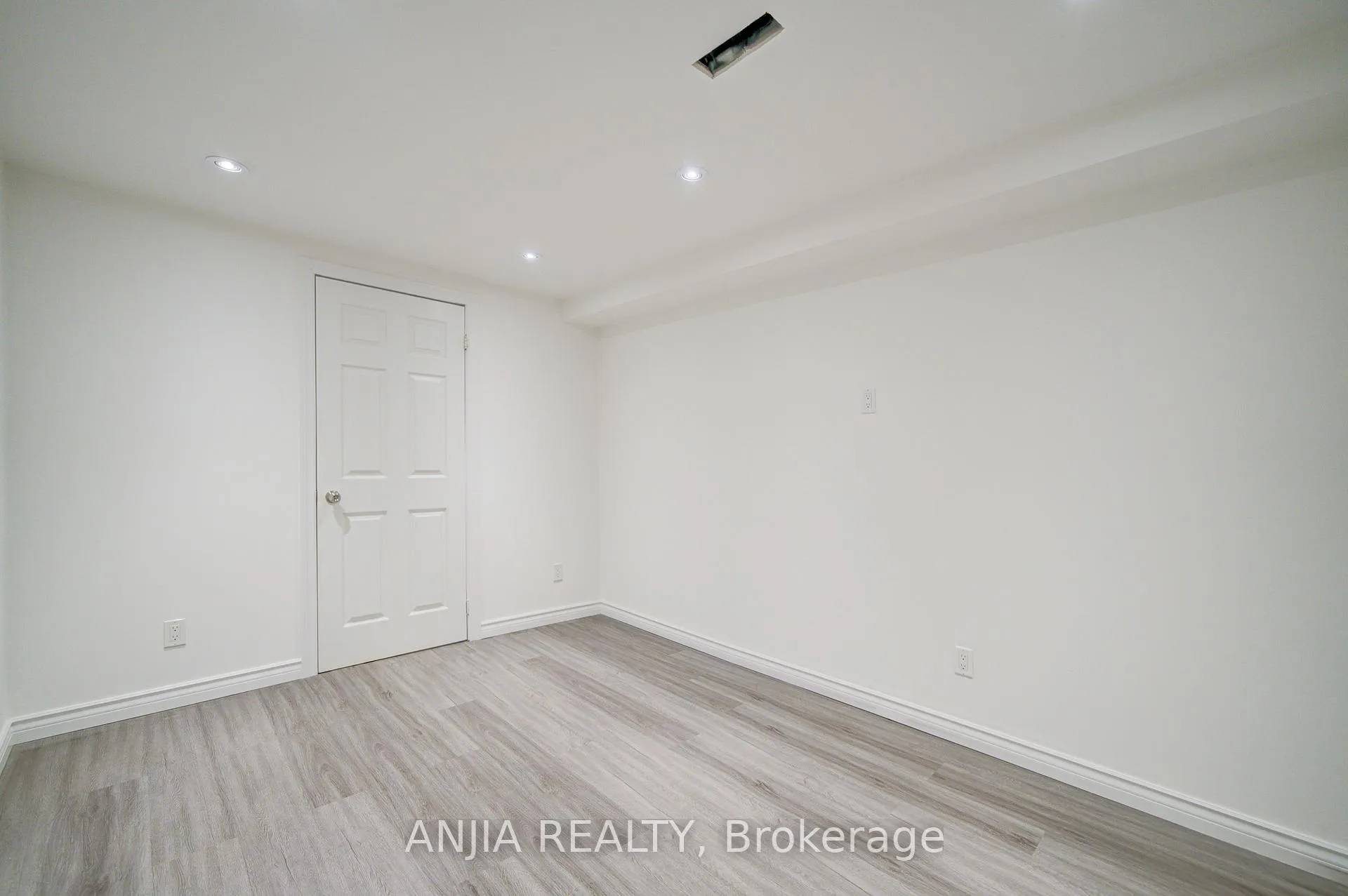 Photo 45 of 161 Trail Ridge Lane, Markham, Berczy — HOMEH