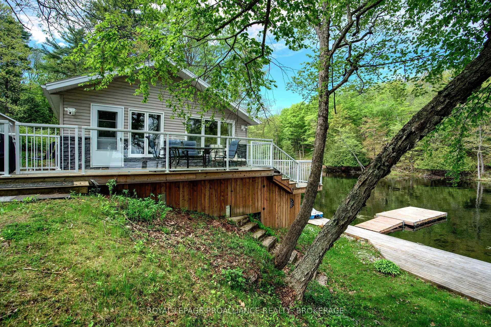 Photo 12 of 6868 Smith Lane, Frontenac, Frontenac South — HOMEH