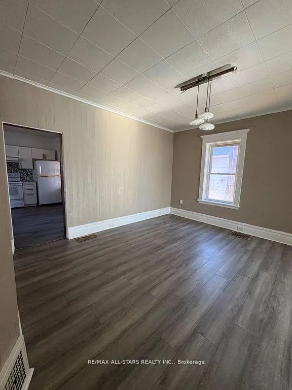 Photo 14 of 280 Lansdowne Street W, Peterborough, Ashburnham Ward 4 — HOMEH