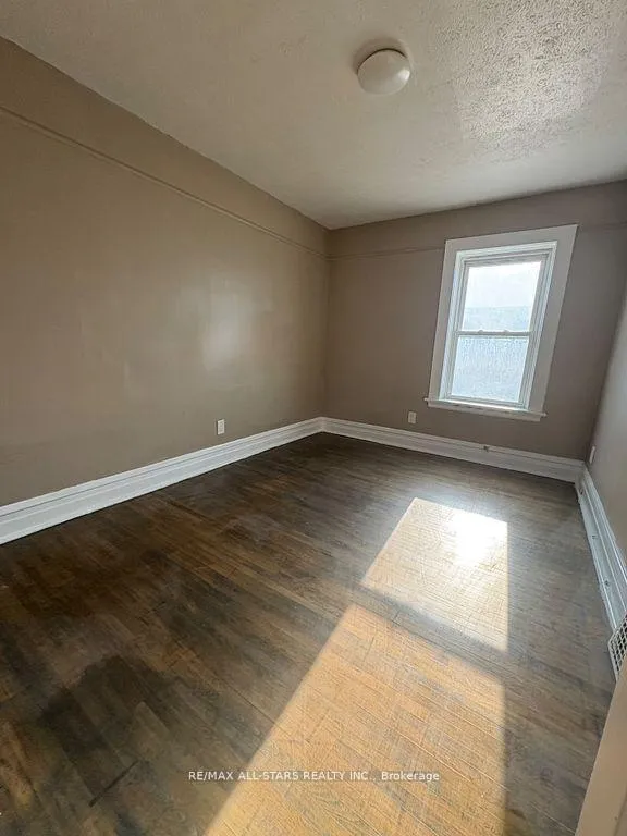 Photo 27 of 280 Lansdowne Street W, Peterborough, Ashburnham Ward 4 — HOMEH
