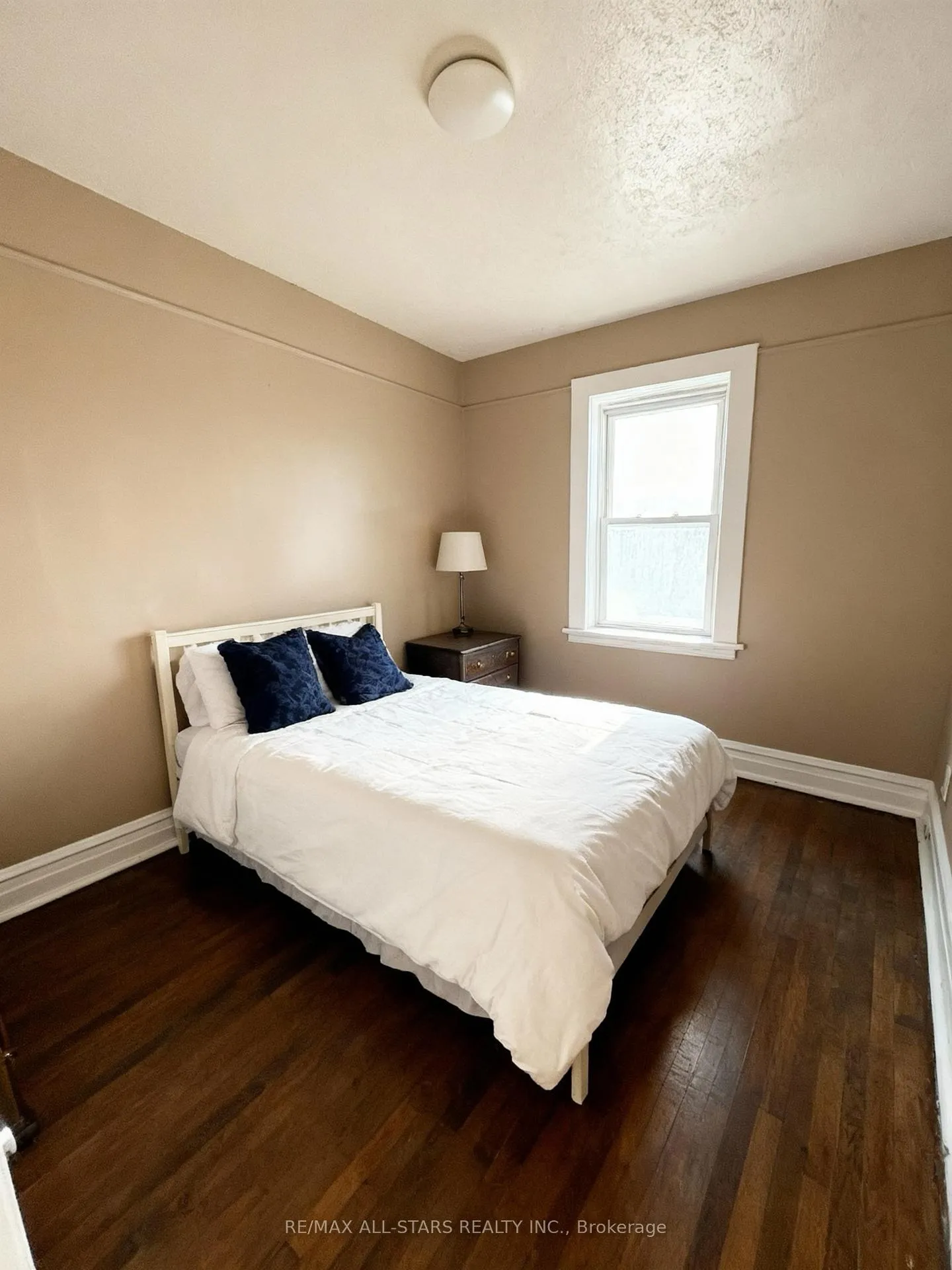 Photo 28 of 280 Lansdowne Street W, Peterborough, Ashburnham Ward 4 — HOMEH