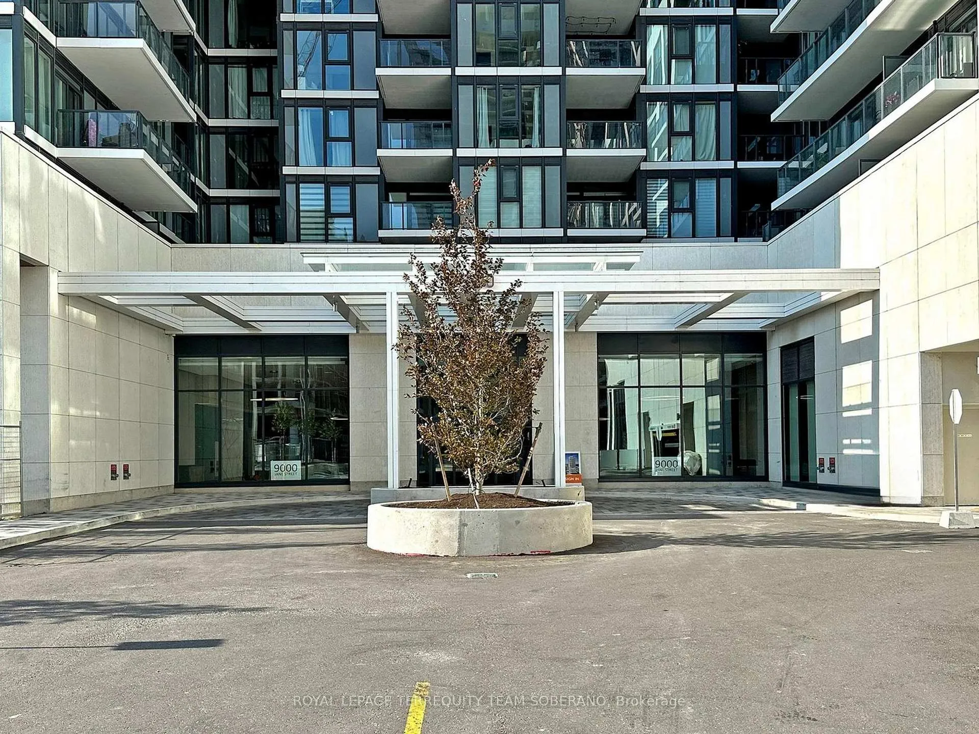 Photo 2 of Unit 529, 9000 Jane Street, Vaughan, Vellore Village — HOMEH