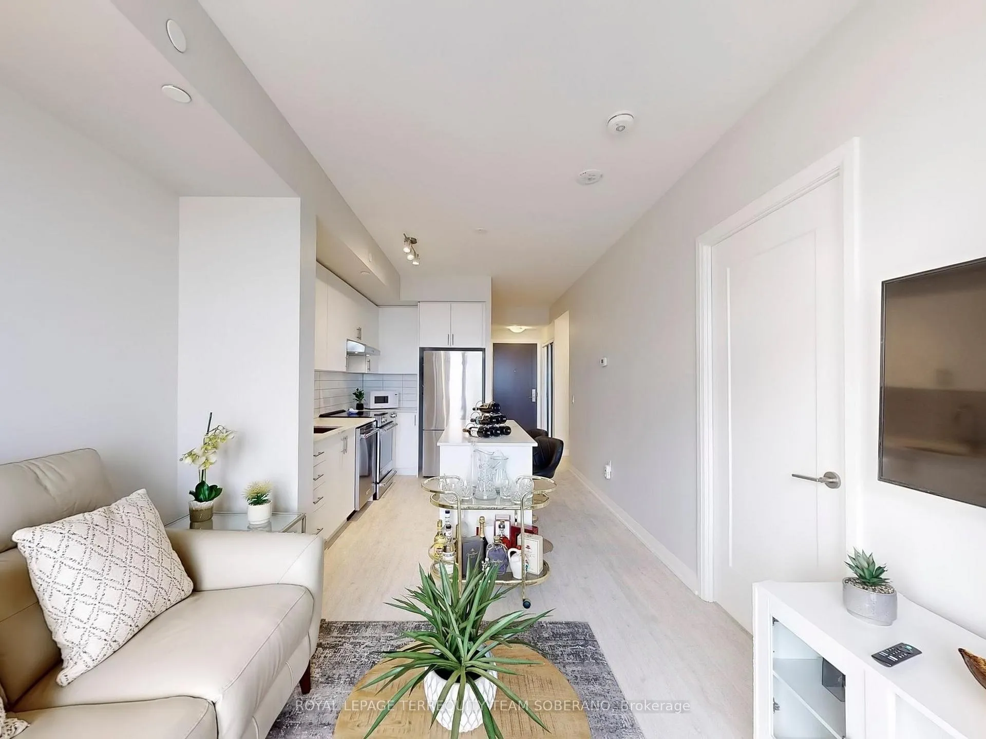 Photo 13 of Unit 529, 9000 Jane Street, Vaughan, Vellore Village — HOMEH
