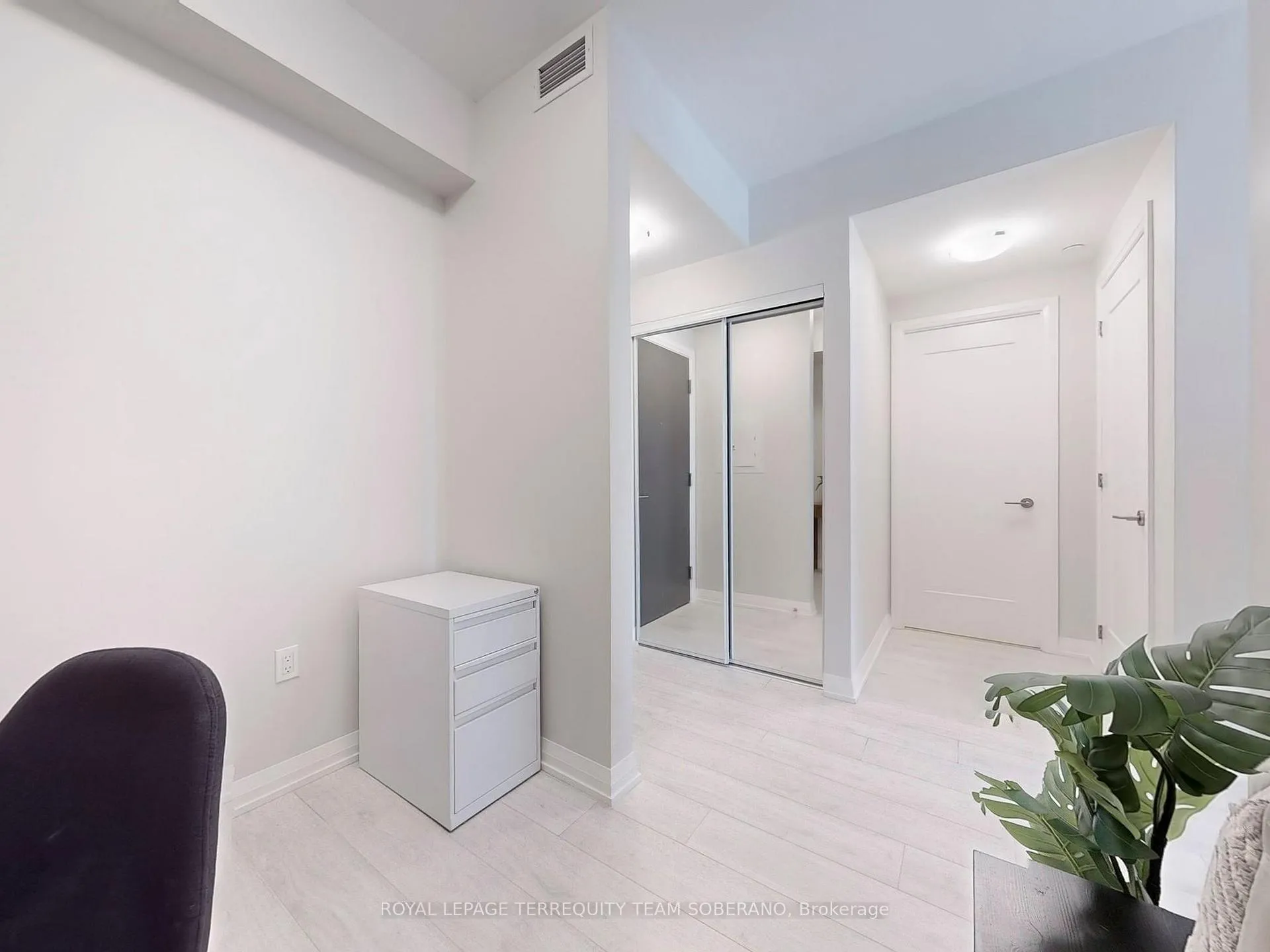 Photo 25 of Unit 529, 9000 Jane Street, Vaughan, Vellore Village — HOMEH