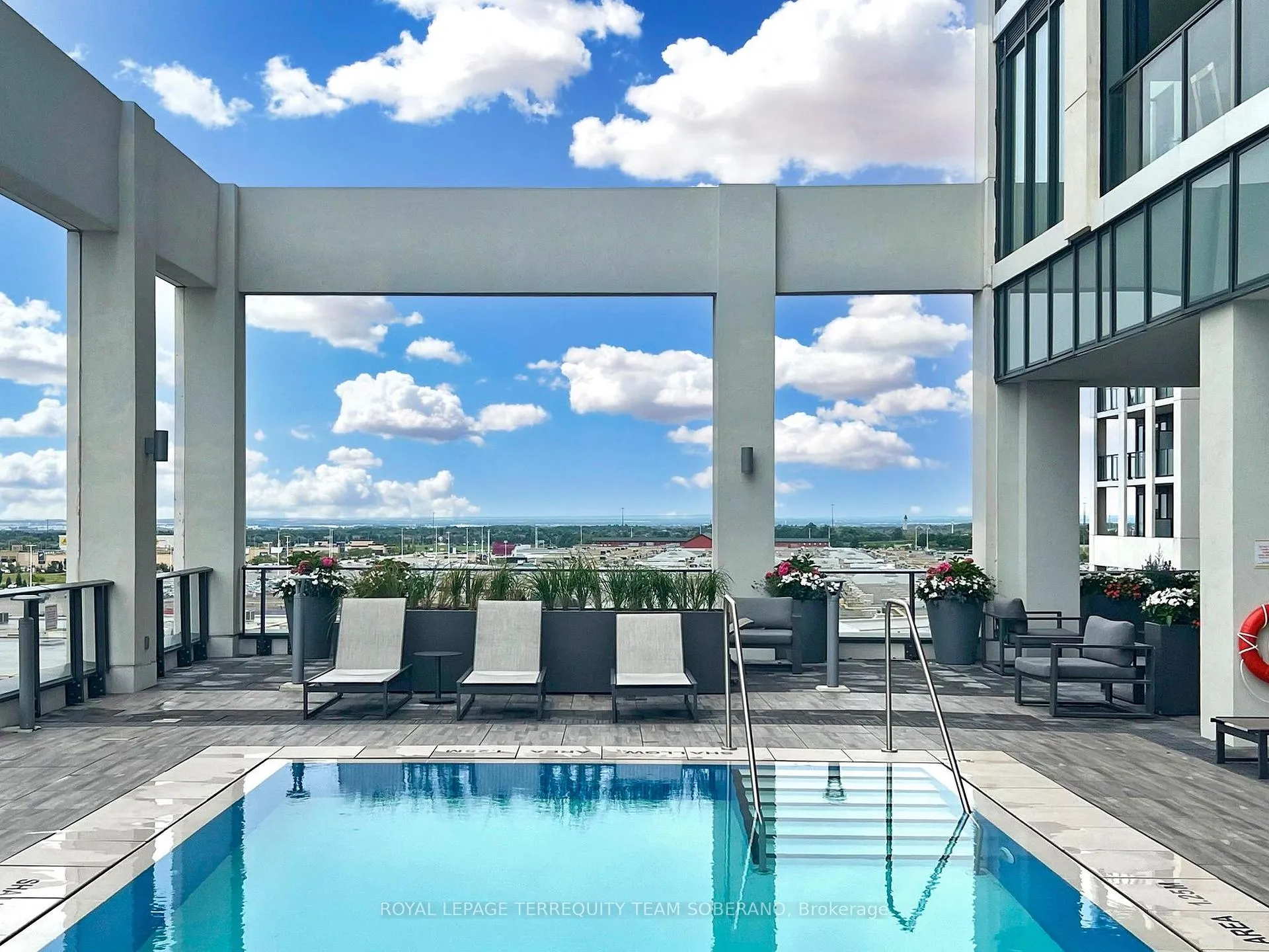 Photo 46 of Unit 529, 9000 Jane Street, Vaughan, Vellore Village — HOMEH