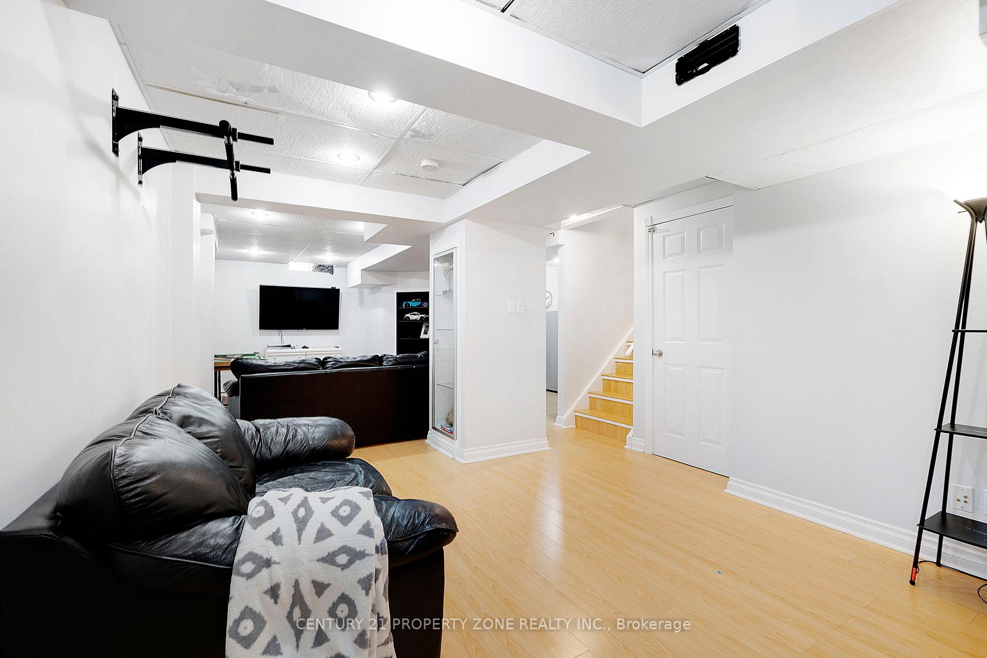 Photo 22 of 50 Wilkins Crescent, Clarington, Courtice — HOMEH