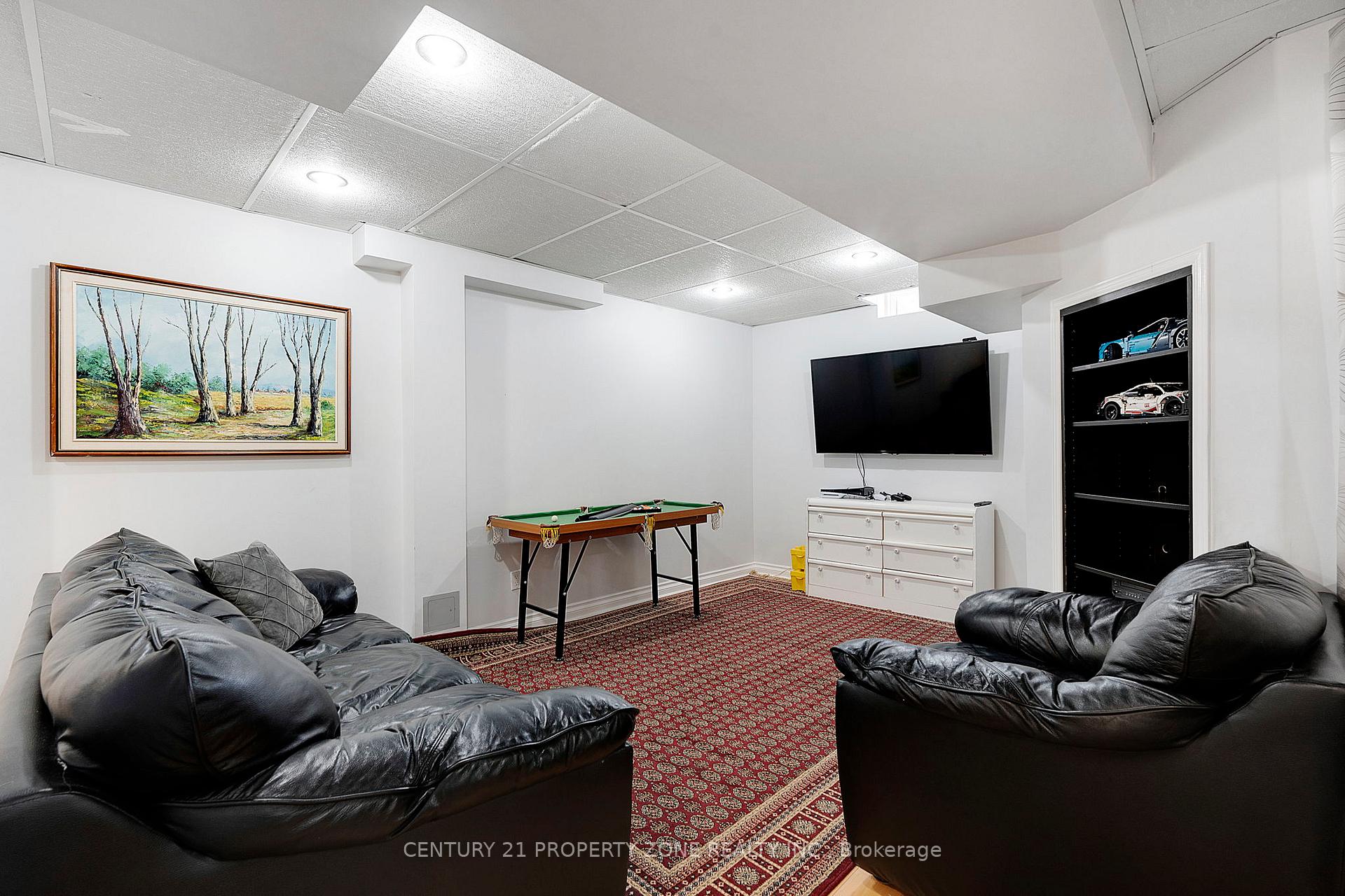 Photo 25 of 50 Wilkins Crescent, Clarington, Courtice — HOMEH