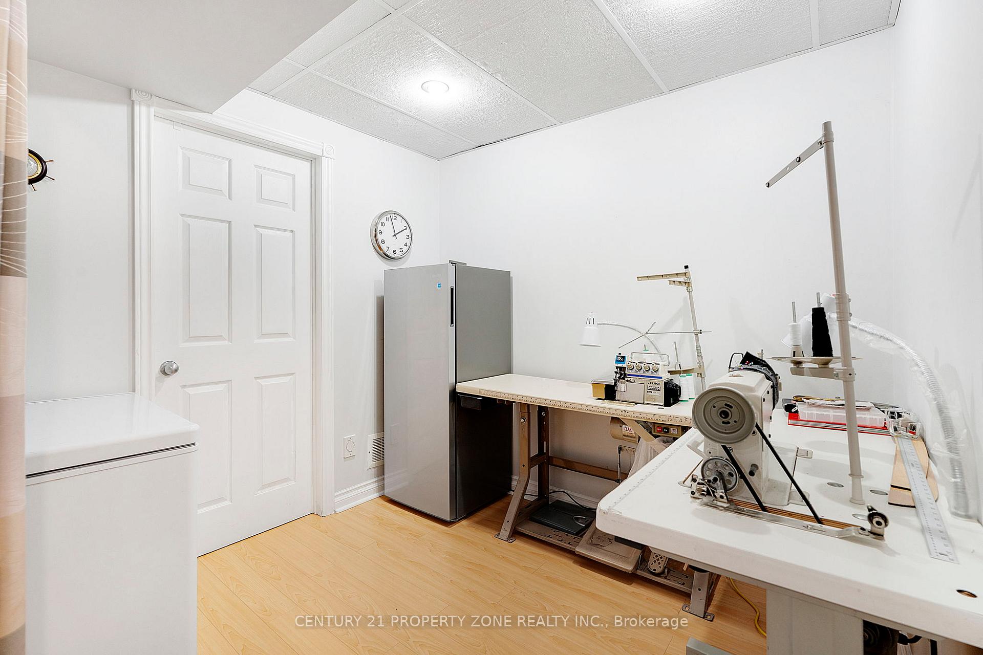 Photo 26 of 50 Wilkins Crescent, Clarington, Courtice — HOMEH