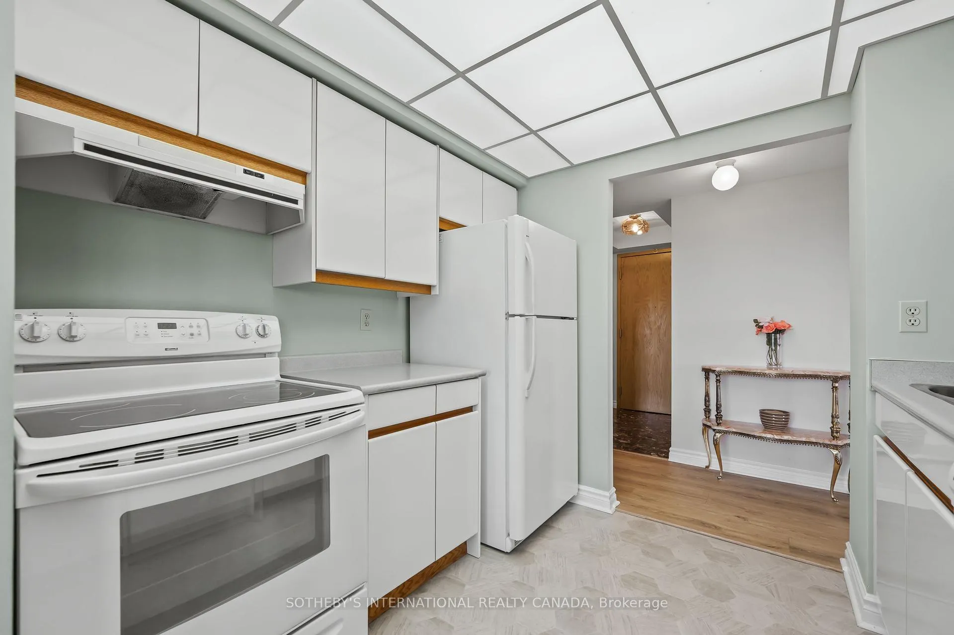 Photo 21 of Unit 1003, 237 King Street W, Cambridge — HOMEH