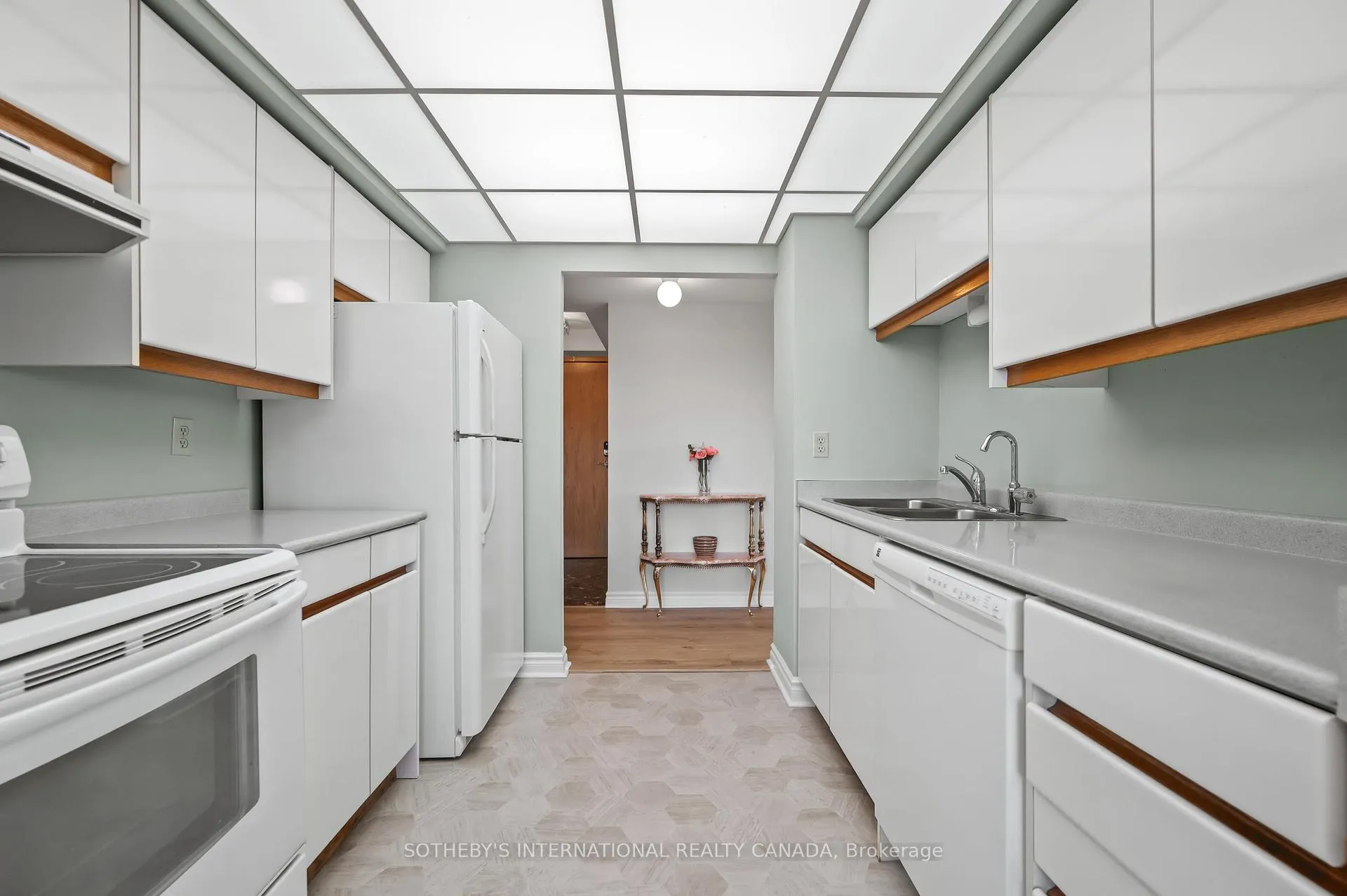 Photo 22 of Unit 1003, 237 King Street W, Cambridge — HOMEH