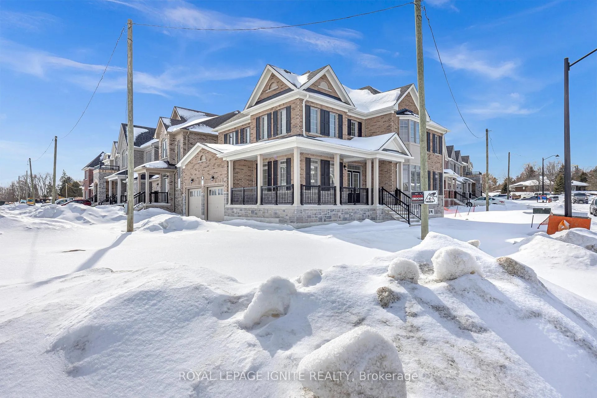 Photo 3 of 128 Robin Trail, Scugog, Port Perry — HOMEH