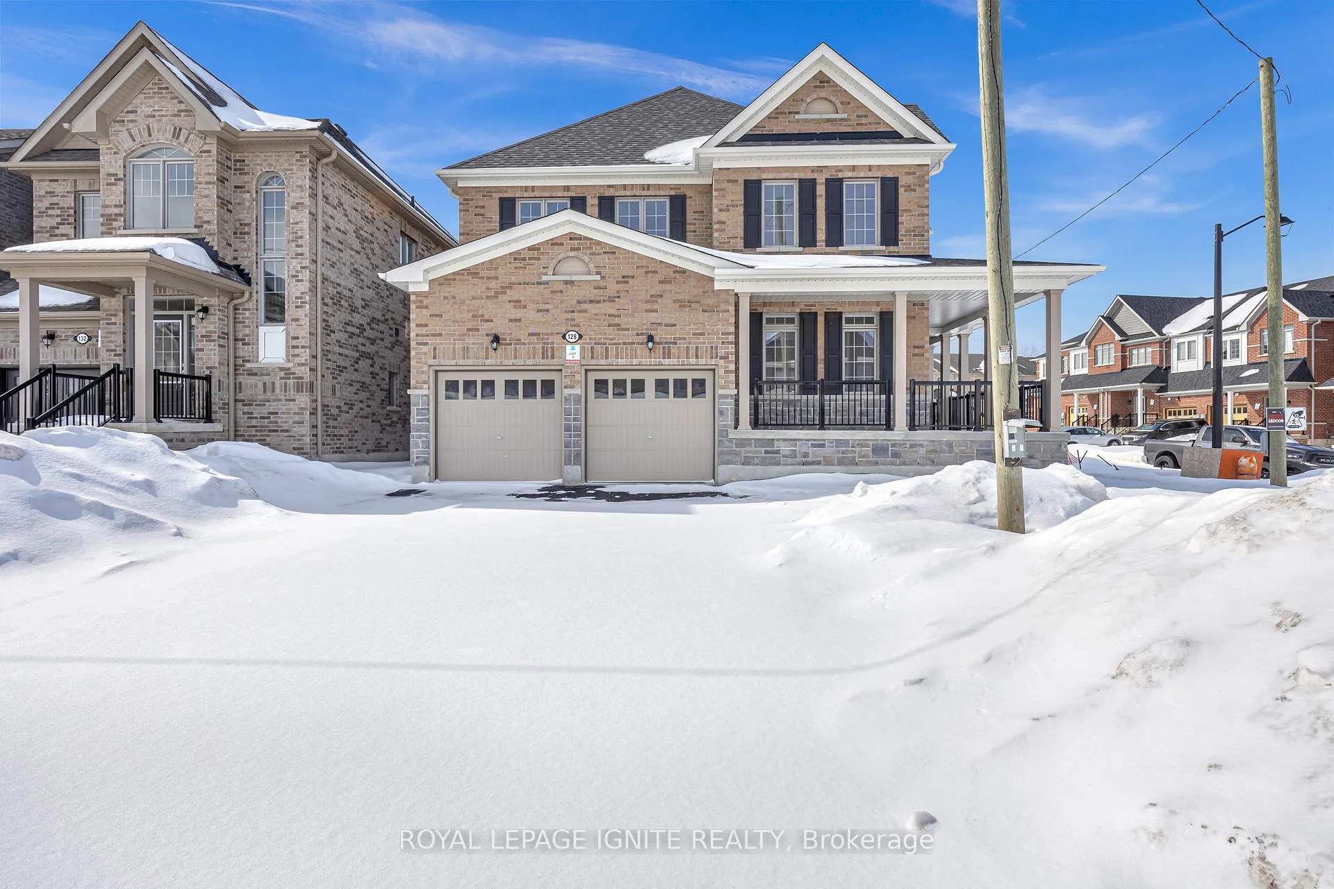 Photo 4 of 128 Robin Trail, Scugog, Port Perry — HOMEH