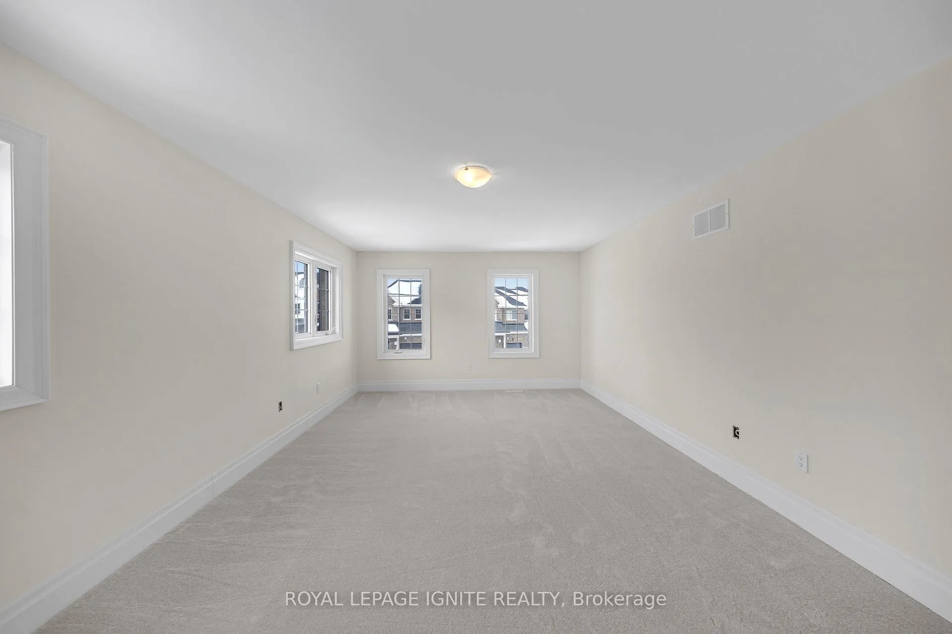 Photo 27 of 128 Robin Trail, Scugog, Port Perry — HOMEH