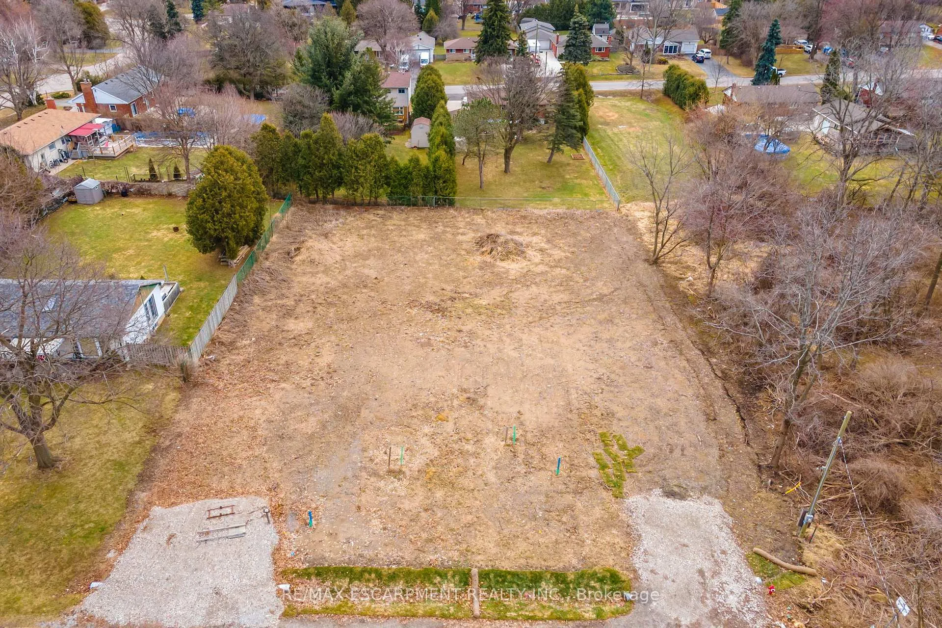 Photo 18 of 15 Bartlett Avenue, Hamilton, Allison — HOMEH