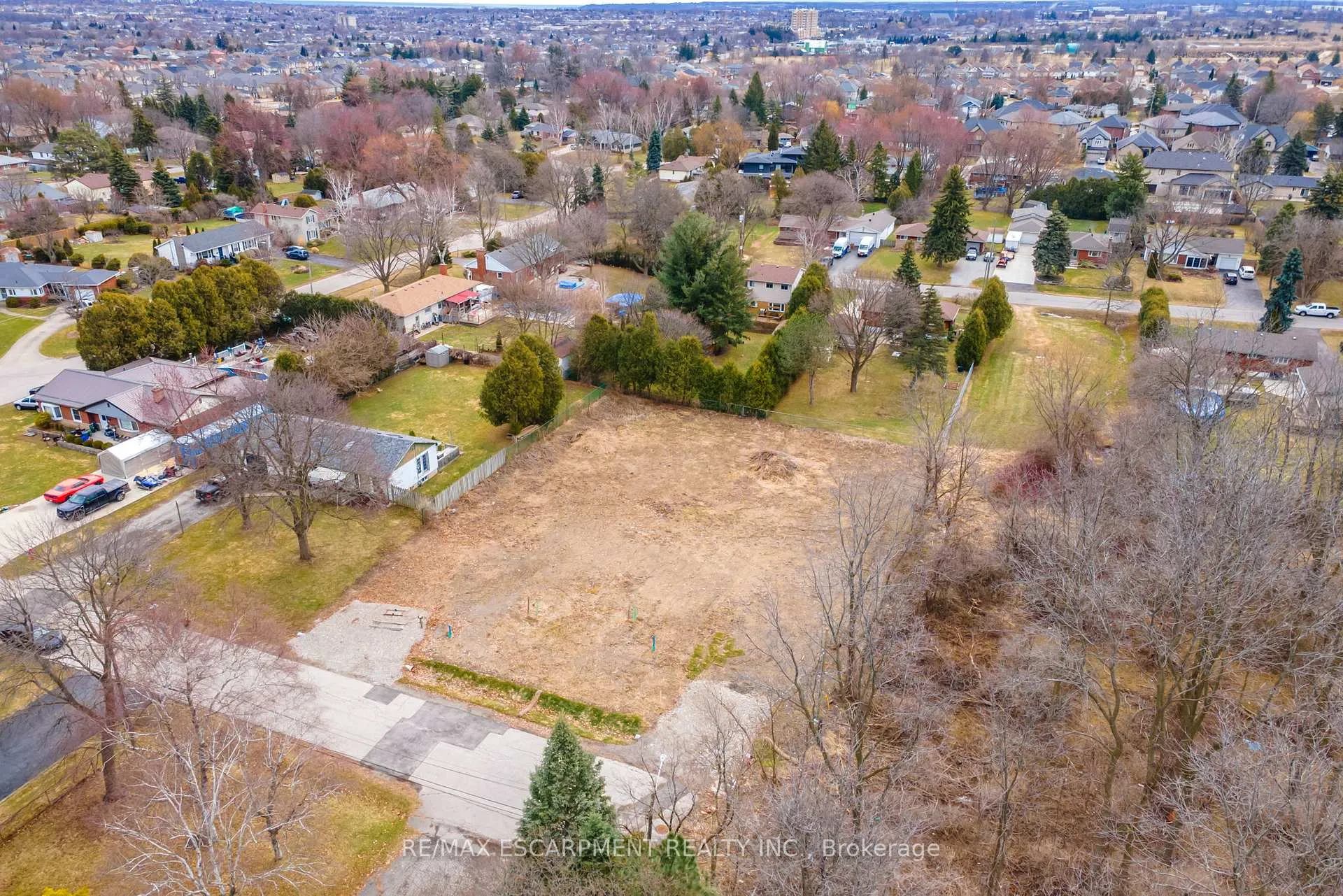 Photo 20 of 15 Bartlett Avenue, Hamilton, Allison — HOMEH