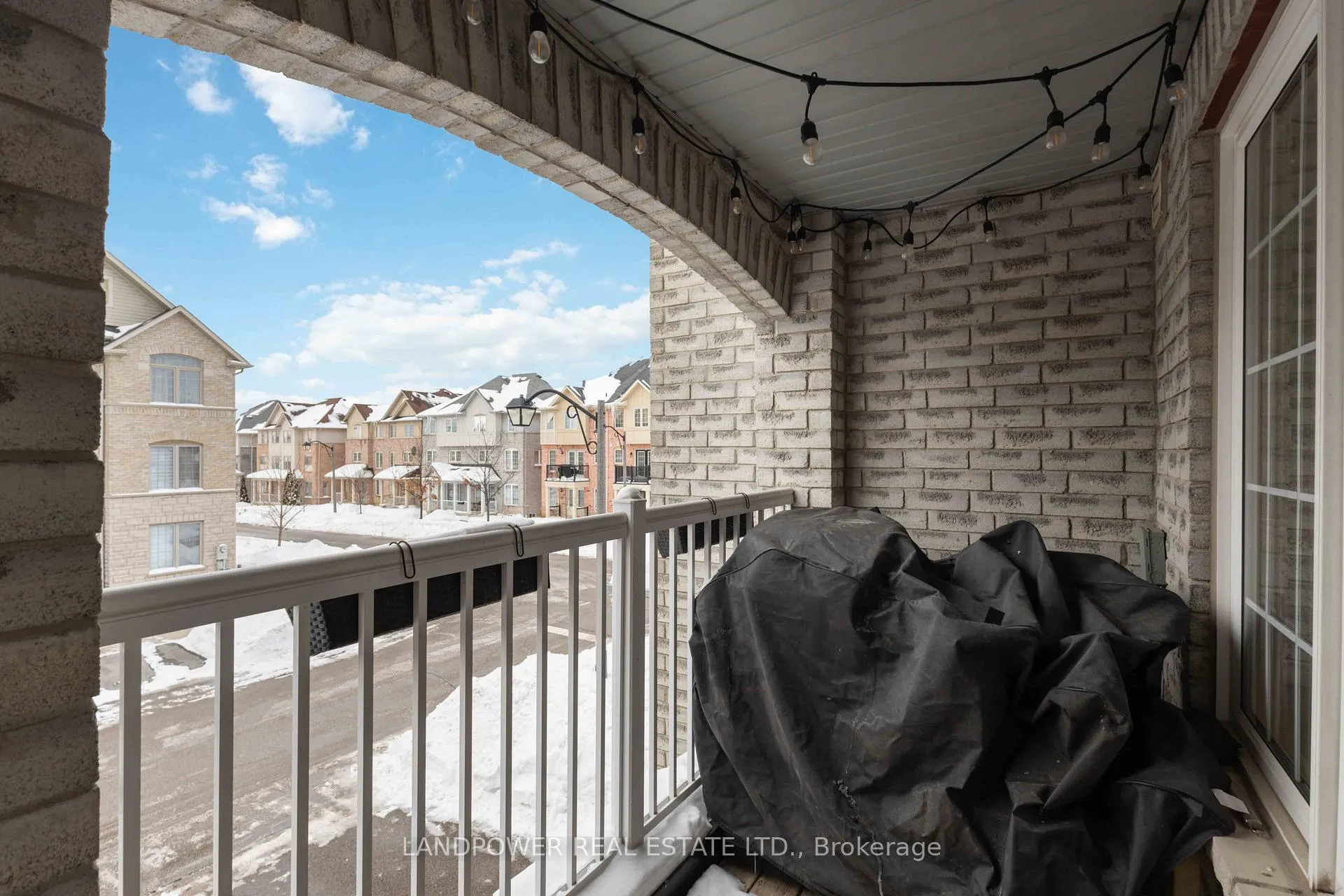 Photo 12 of 43 Linnell Street, Ajax, Northeast Ajax — HOMEH