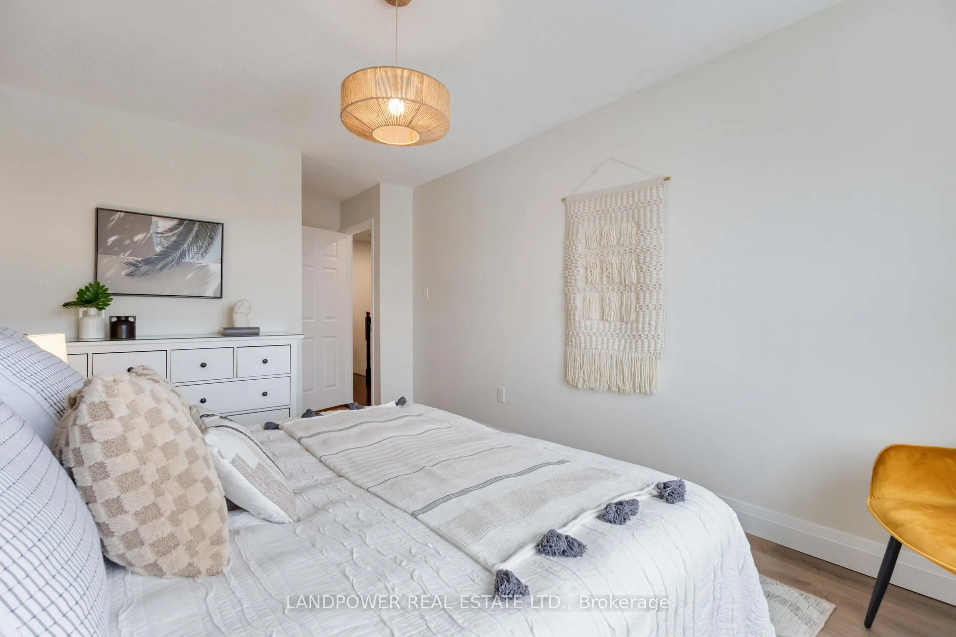 Photo 14 of 43 Linnell Street, Ajax, Northeast Ajax — HOMEH