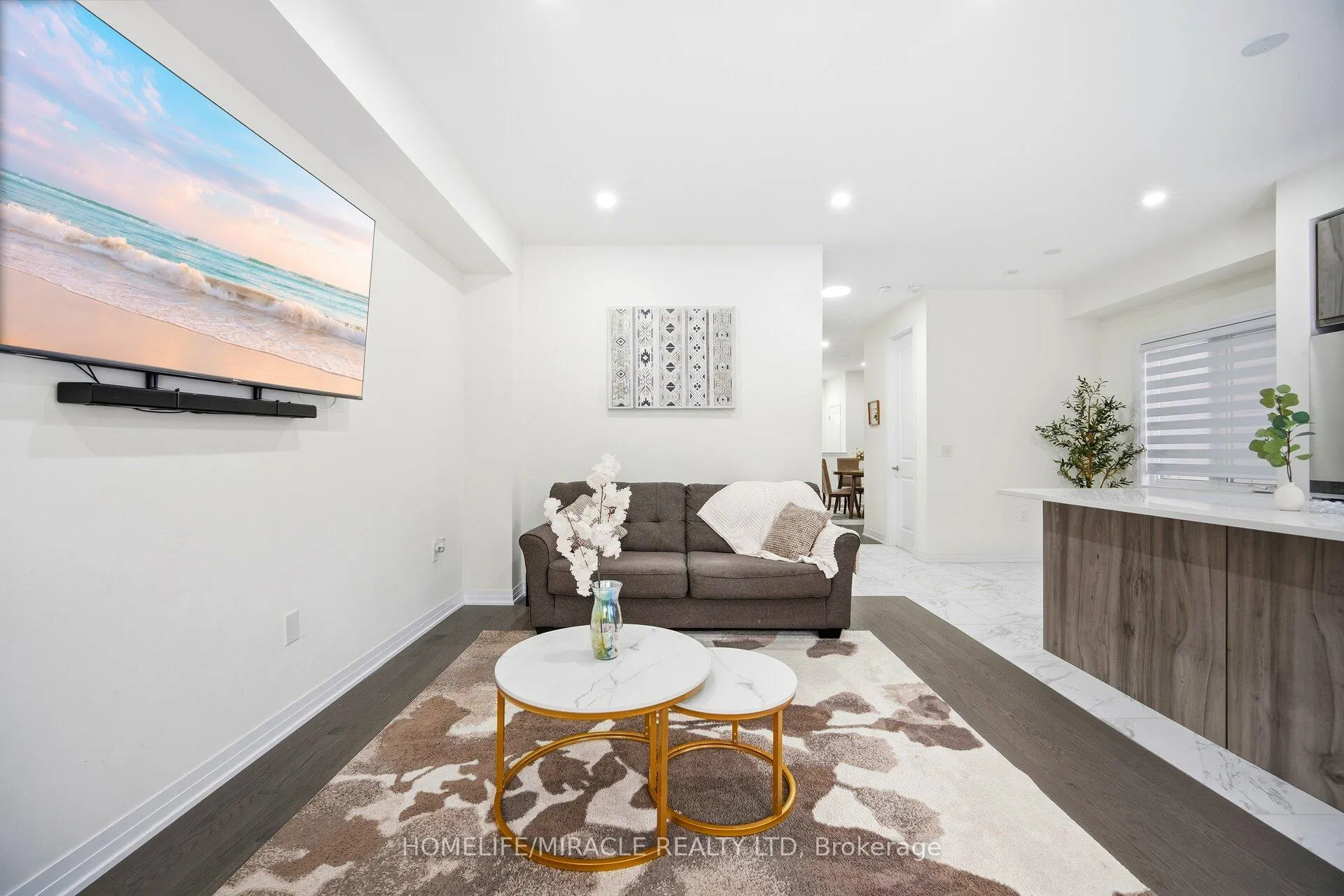 Photo 9 of 462 Adelaide Street, Wellington North, Arthur — HOMEH