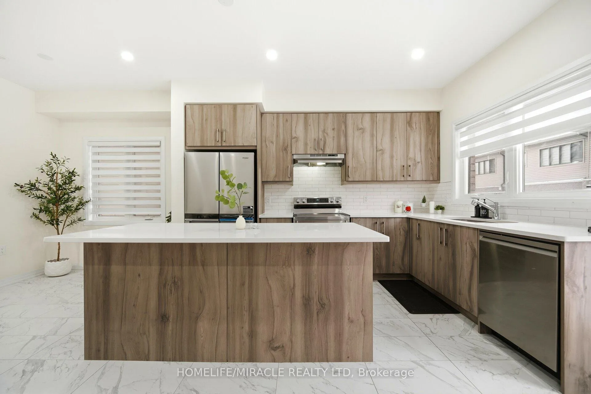 Photo 11 of 462 Adelaide Street, Wellington North, Arthur — HOMEH