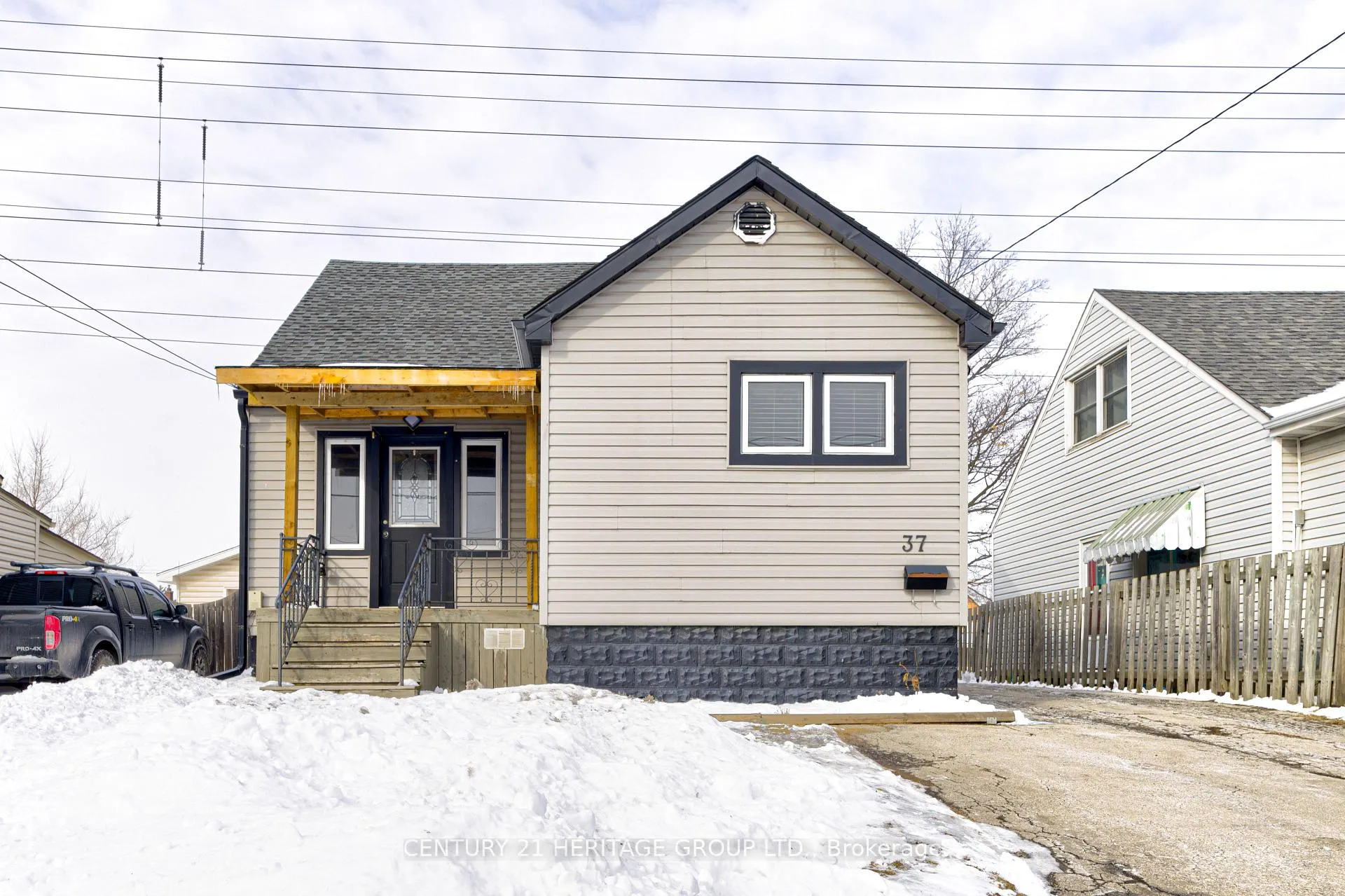 Photo 5 of 37 Selkirk Avenue, Hamilton, Normanhurst — HOMEH