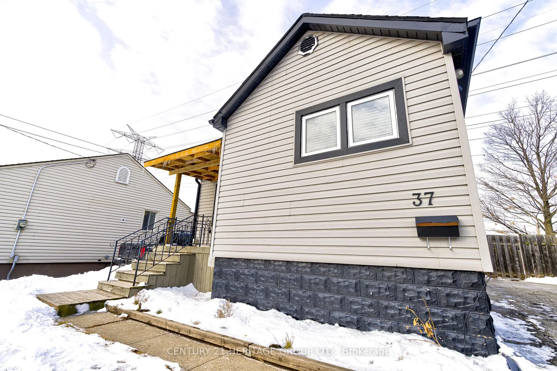 Photo 6 of 37 Selkirk Avenue, Hamilton, Normanhurst — HOMEH