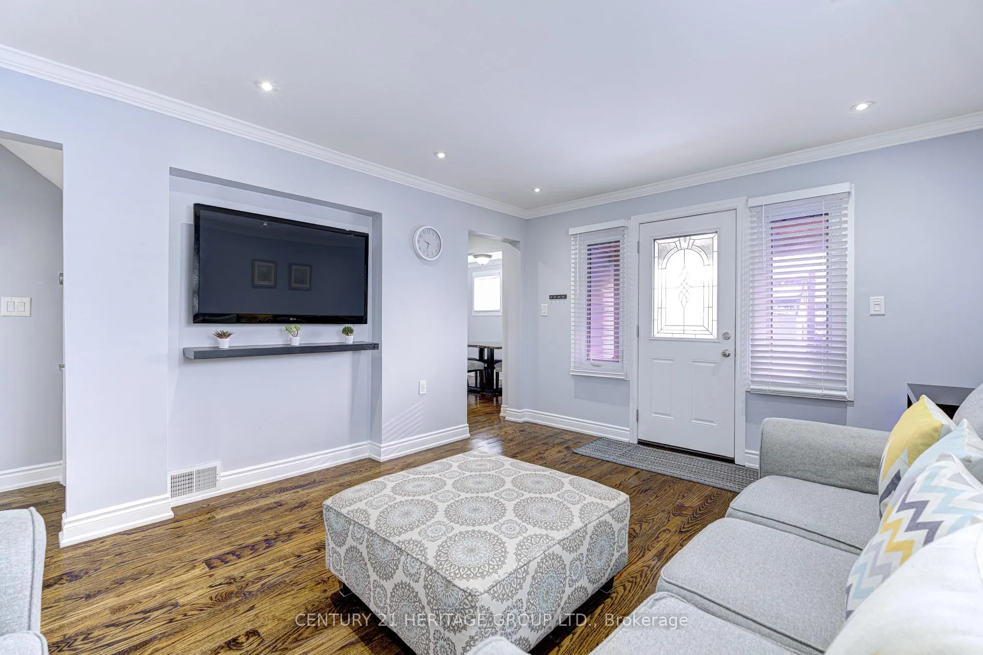 Photo 12 of 37 Selkirk Avenue, Hamilton, Normanhurst — HOMEH