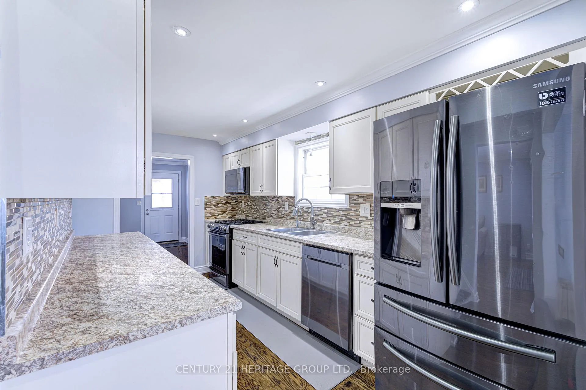 Photo 19 of 37 Selkirk Avenue, Hamilton, Normanhurst — HOMEH