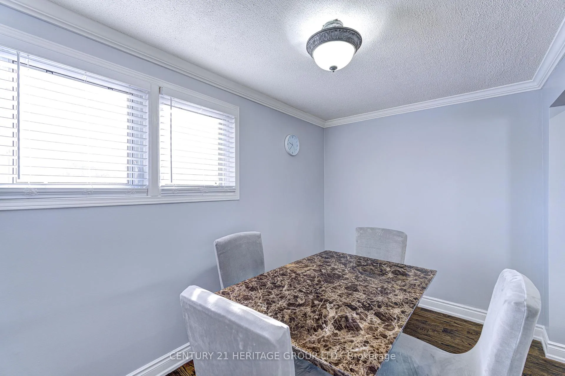 Photo 20 of 37 Selkirk Avenue, Hamilton, Normanhurst — HOMEH