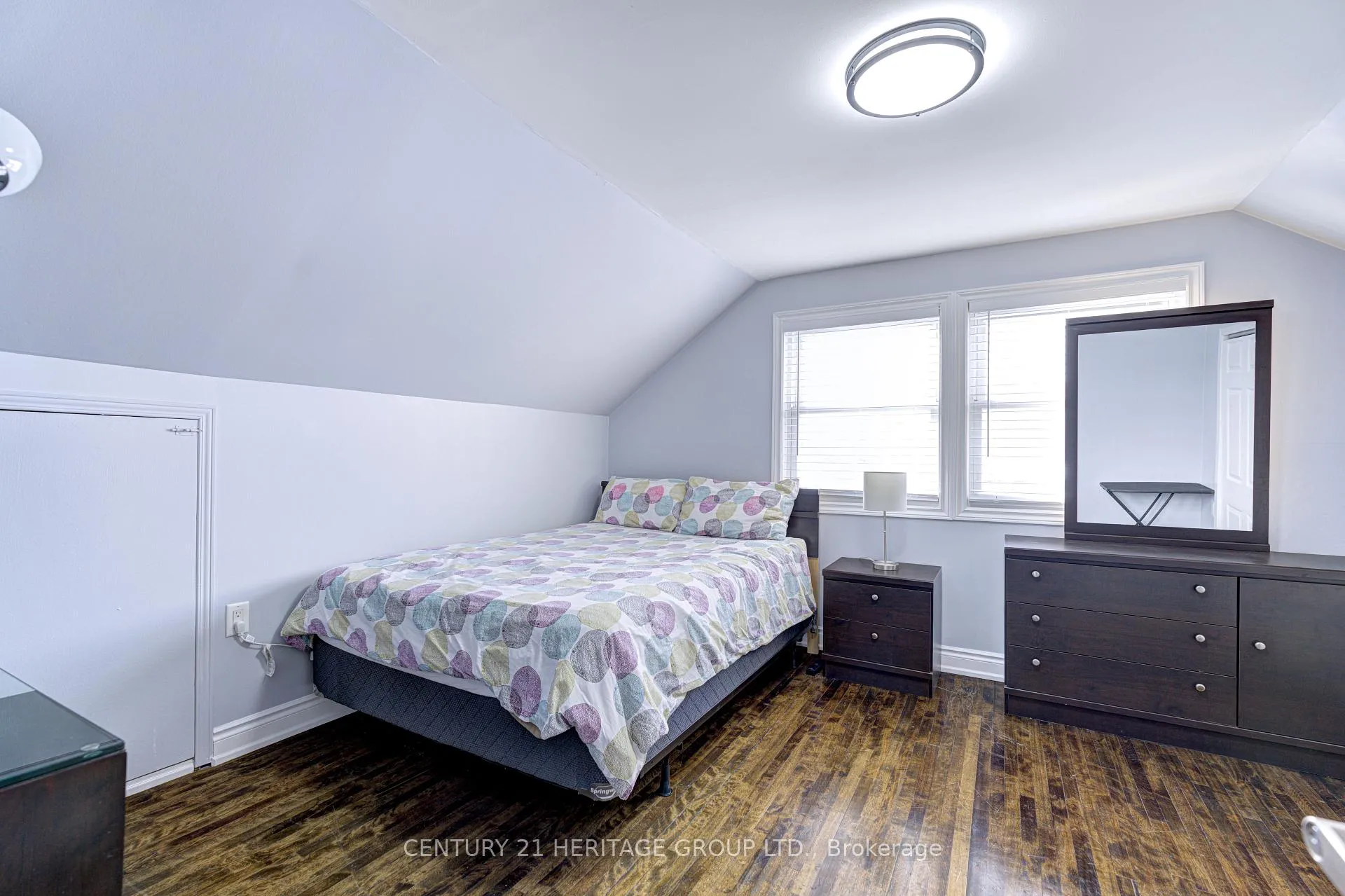 Photo 32 of 37 Selkirk Avenue, Hamilton, Normanhurst — HOMEH