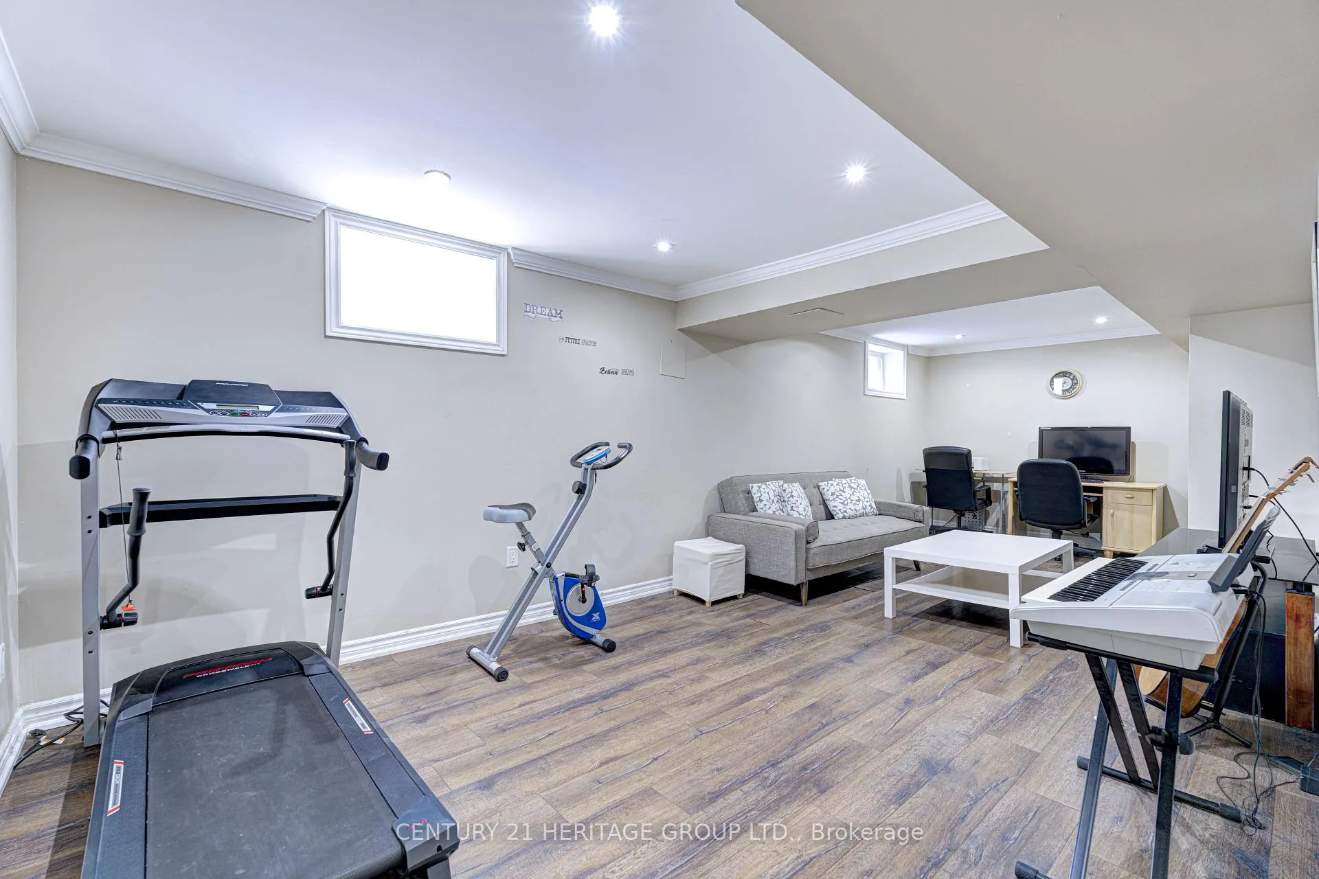 Photo 37 of 37 Selkirk Avenue, Hamilton, Normanhurst — HOMEH
