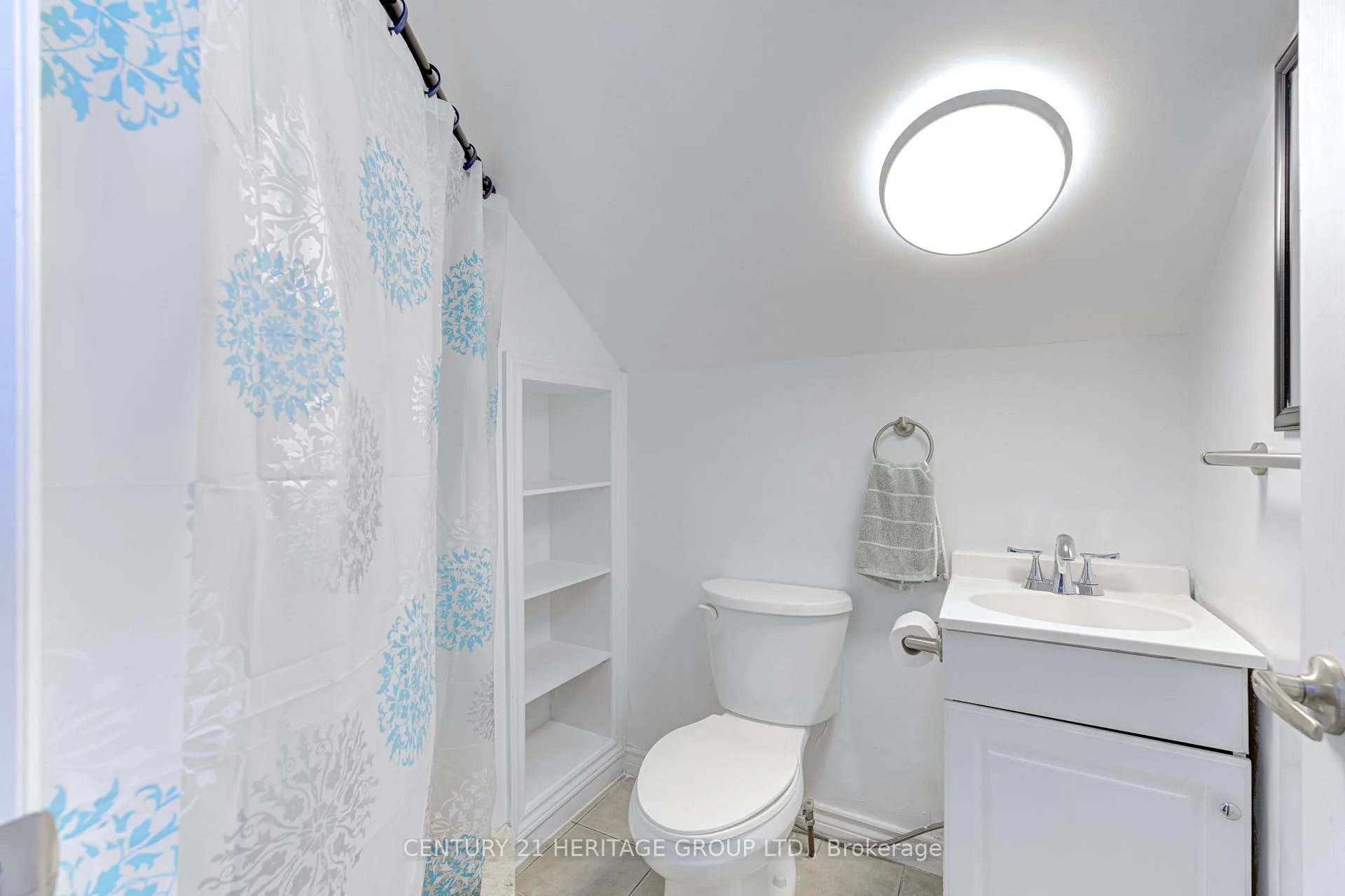 Photo 41 of 37 Selkirk Avenue, Hamilton, Normanhurst — HOMEH