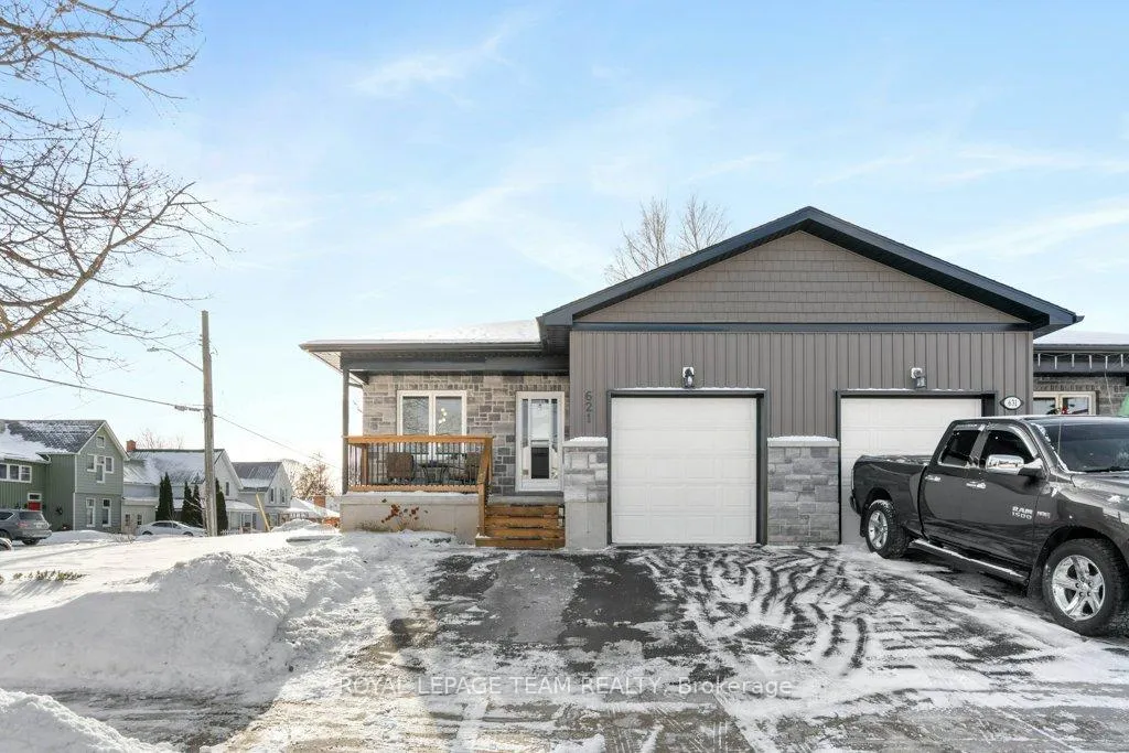 Photo 1 of 621 St Lawrence Street, Prescott — HOMEH