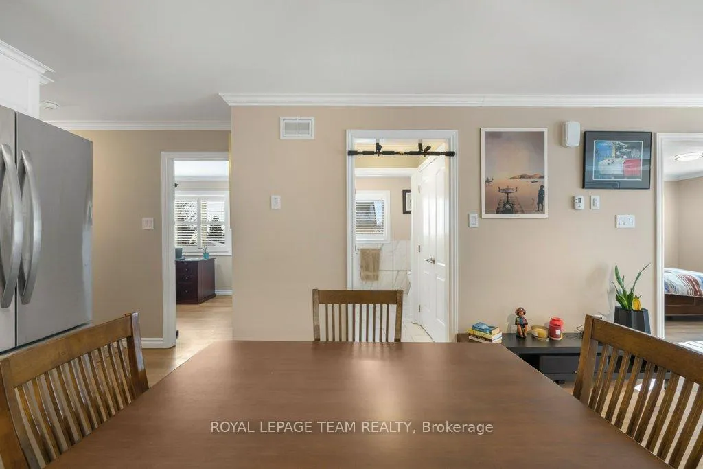 Photo 11 of 621 St Lawrence Street, Prescott — HOMEH