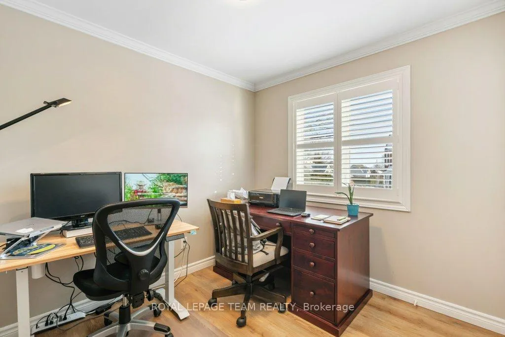 Photo 18 of 621 St Lawrence Street, Prescott — HOMEH