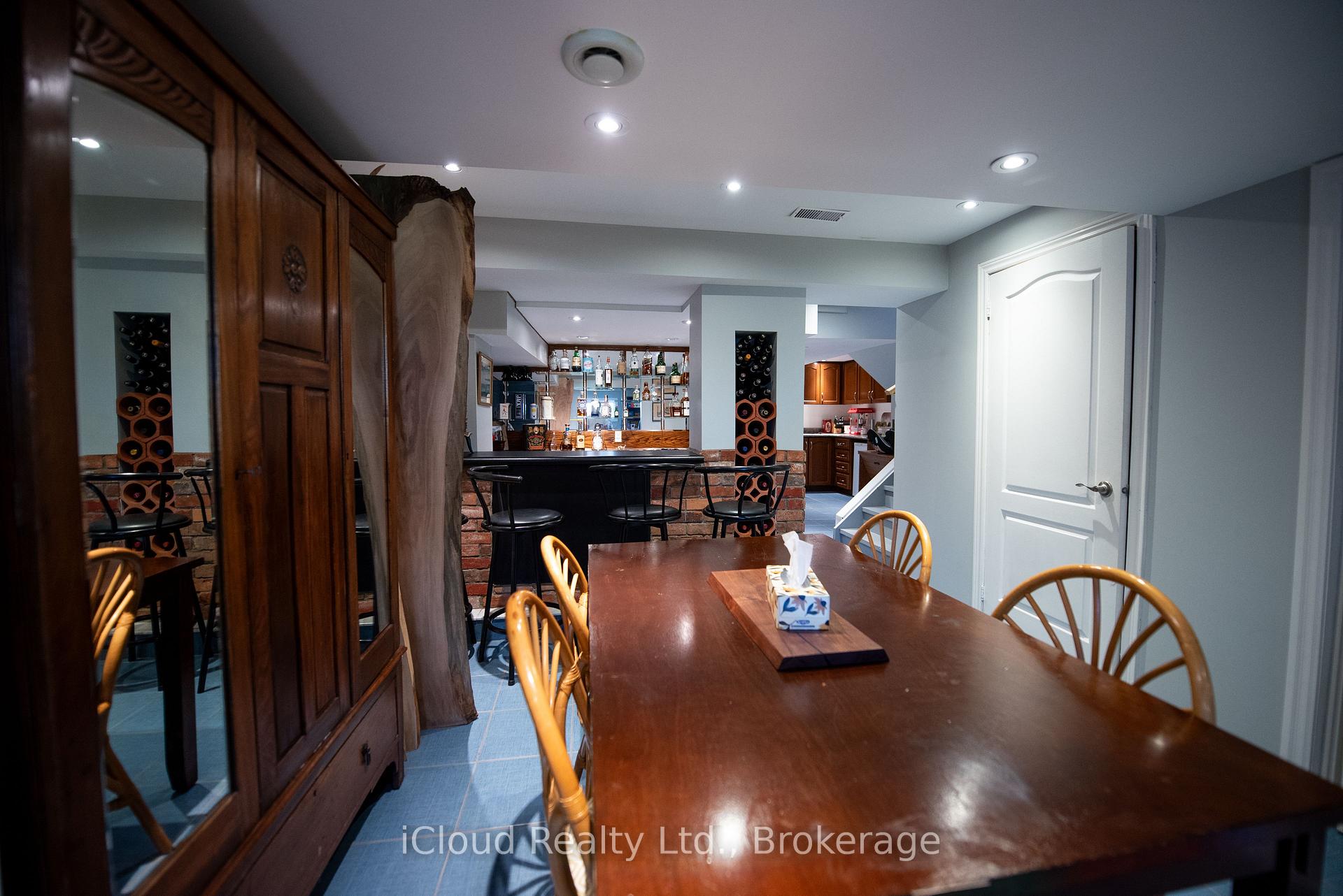 Photo 33 of 24 Aida Court, Caledon, Bolton West — HOMEH