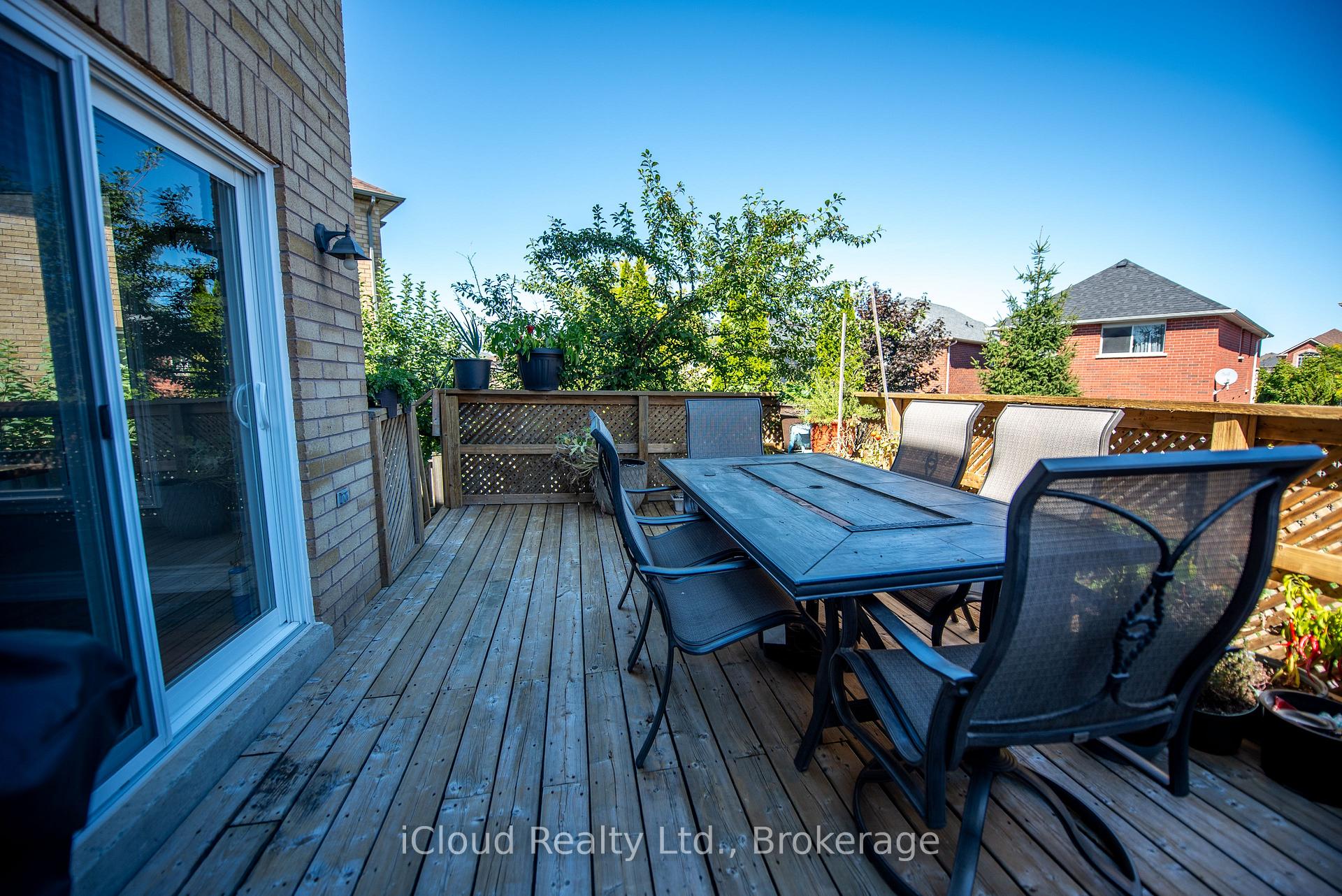Photo 42 of 24 Aida Court, Caledon, Bolton West — HOMEH