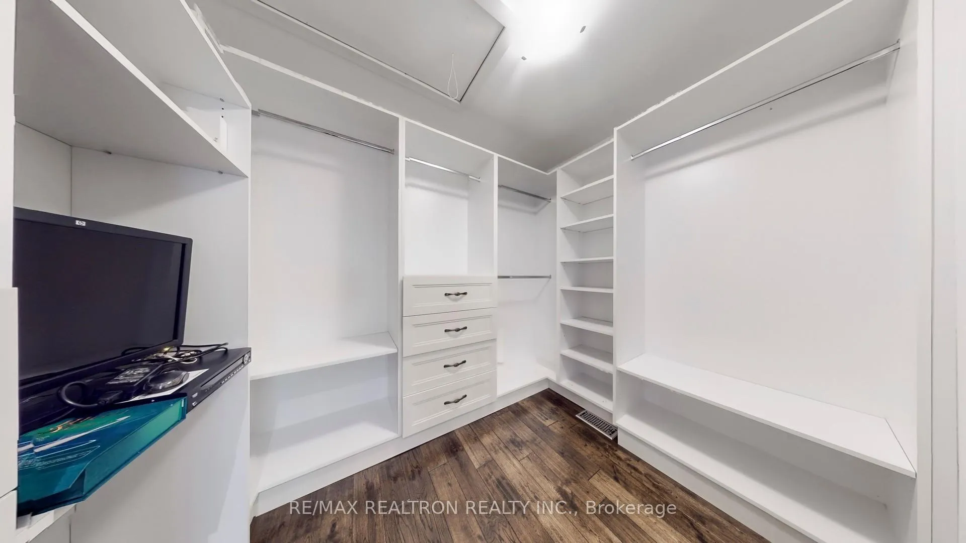Photo 17 of 58 Highland Park Boulevard, Markham, Grandview — HOMEH