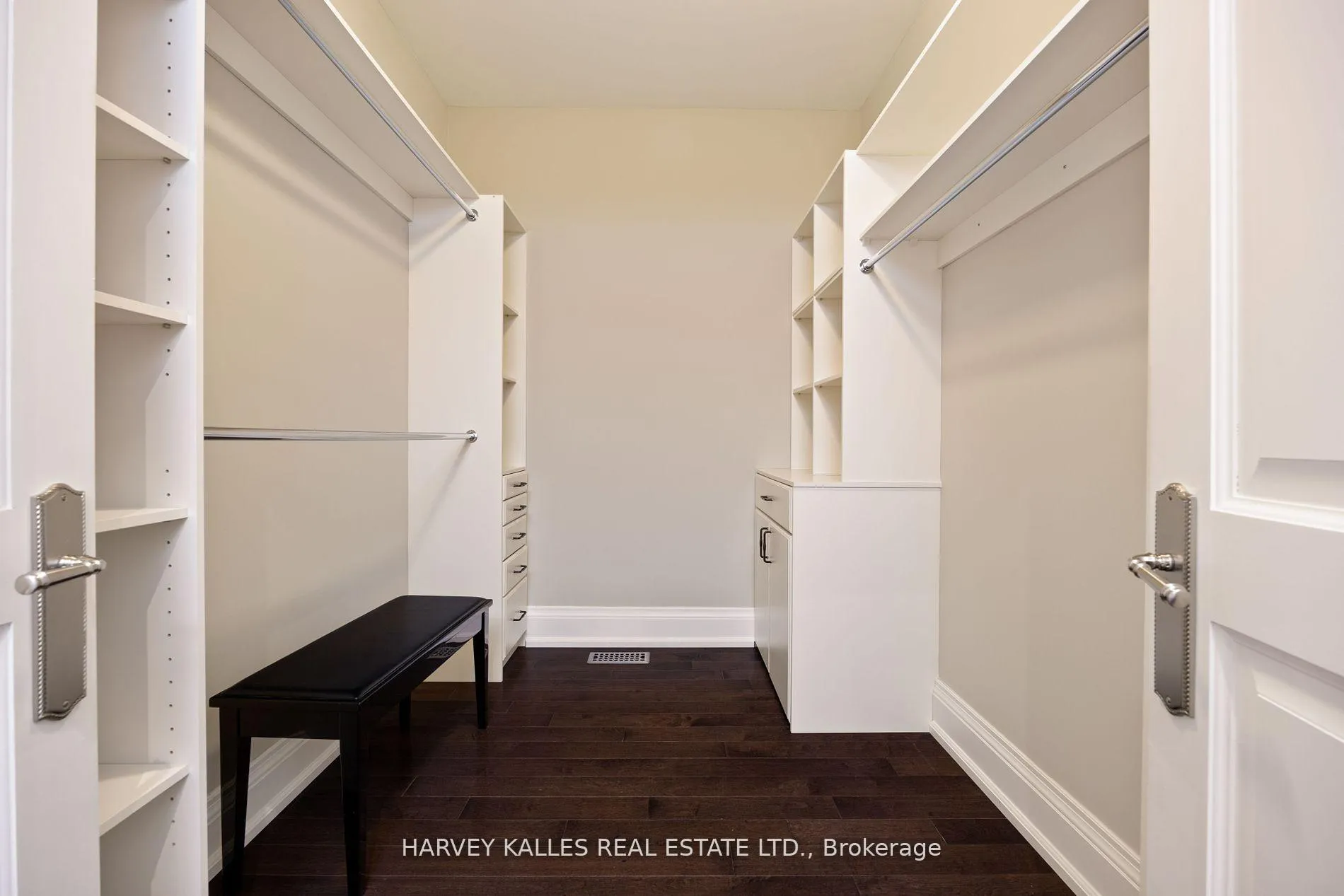 Photo 18 of 140 Caribou Road, Toronto, Bedford Park-Nortown — HOMEH