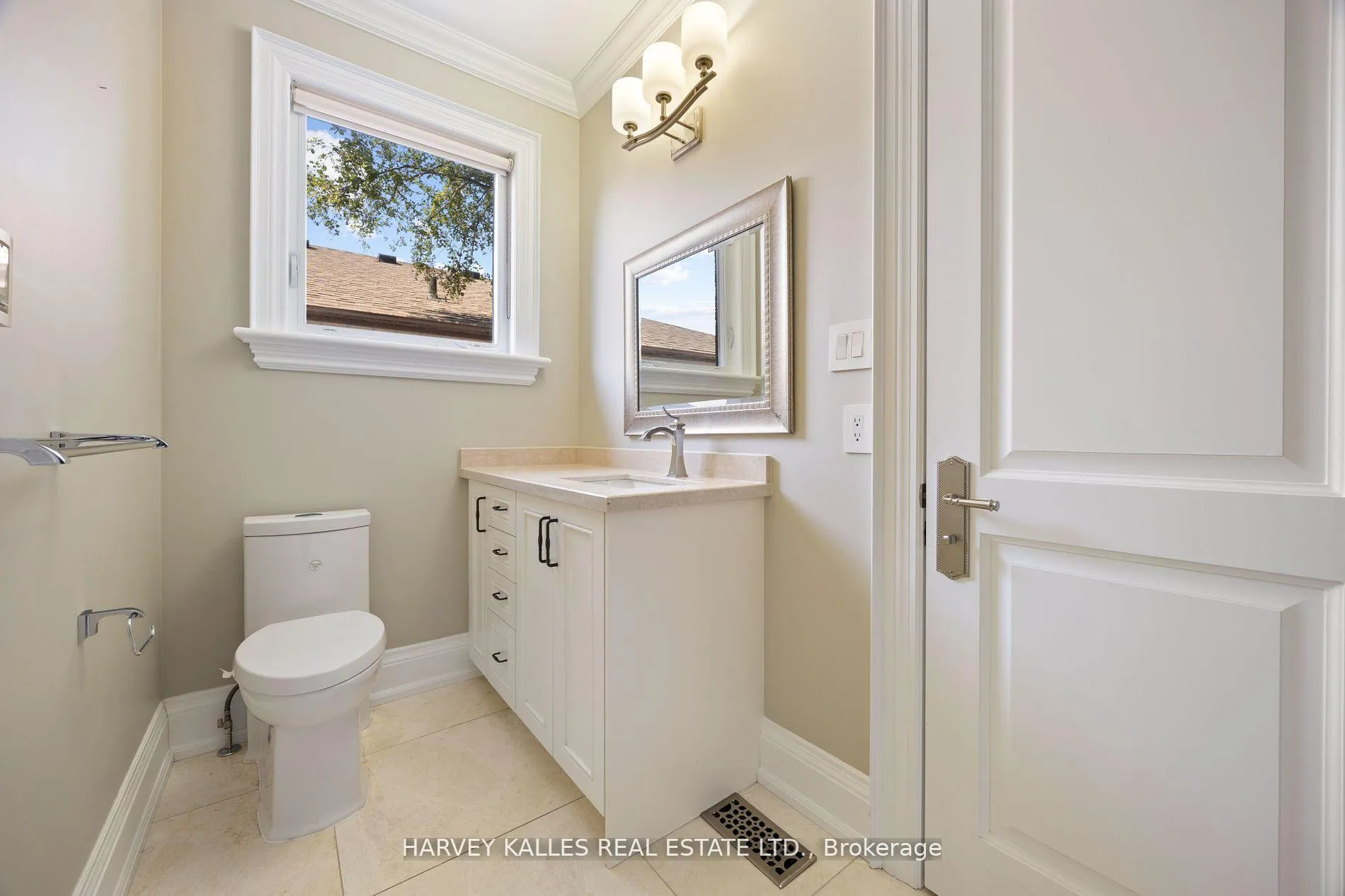 Photo 26 of 140 Caribou Road, Toronto, Bedford Park-Nortown — HOMEH