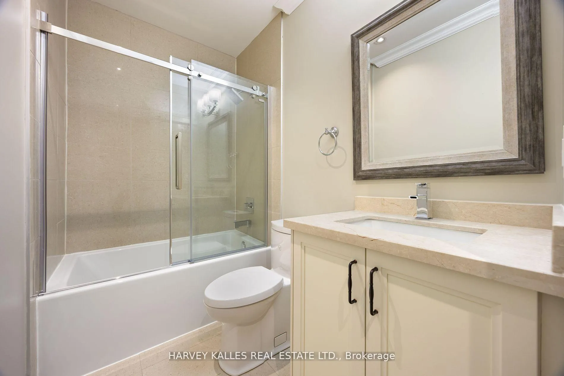 Photo 32 of 140 Caribou Road, Toronto, Bedford Park-Nortown — HOMEH
