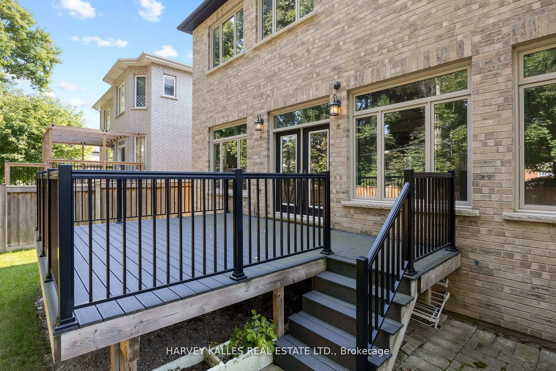Photo 35 of 140 Caribou Road, Toronto, Bedford Park-Nortown — HOMEH