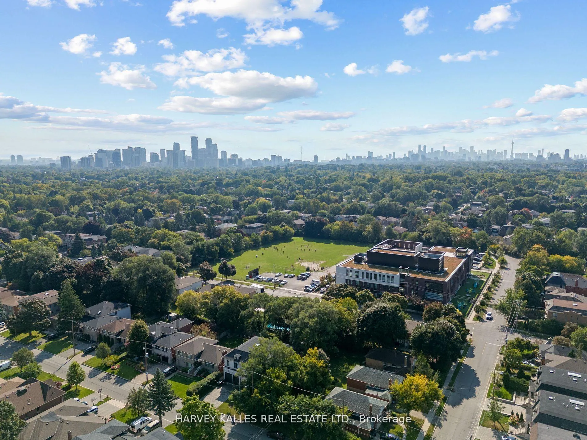 Photo 38 of 140 Caribou Road, Toronto, Bedford Park-Nortown — HOMEH